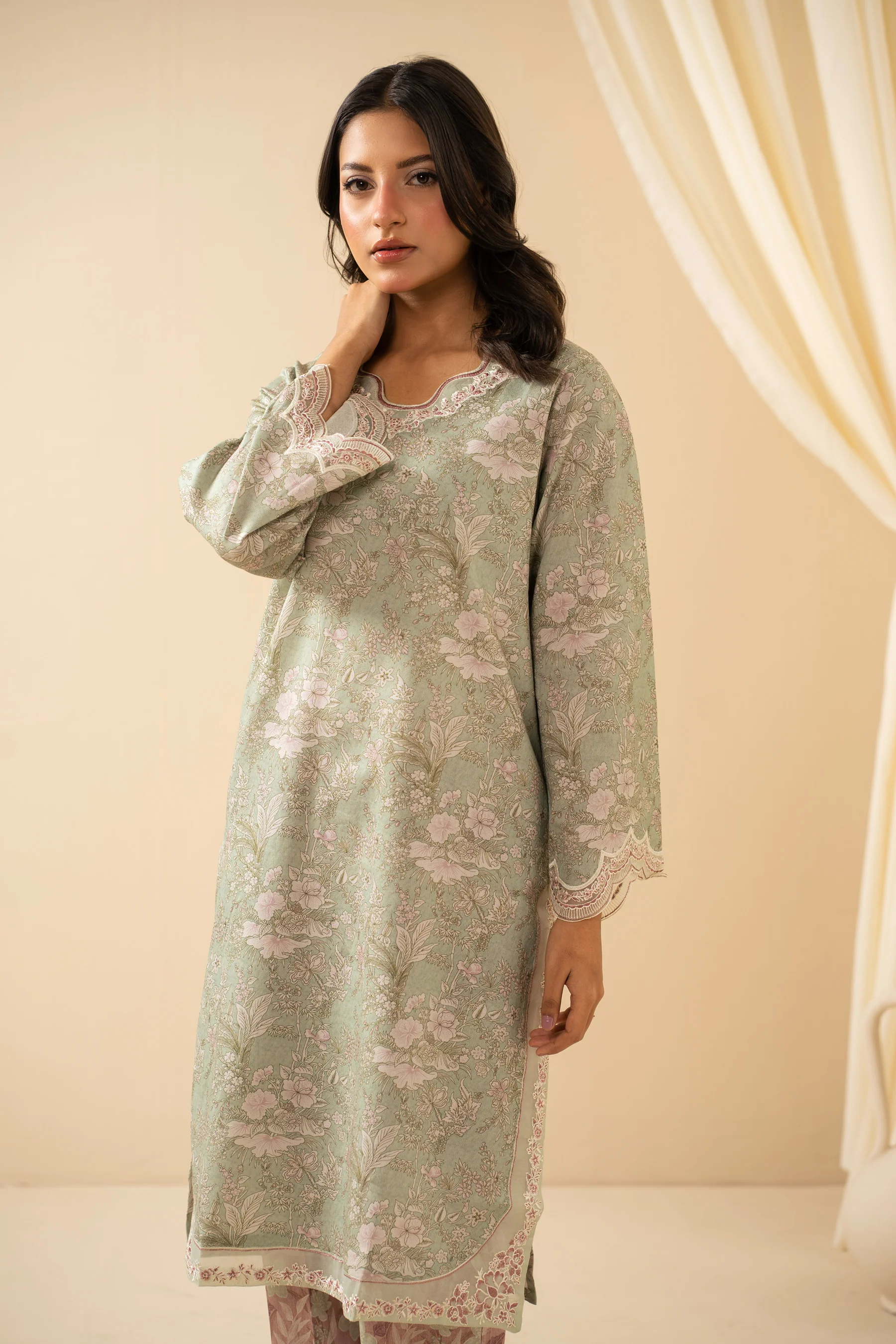 STITCHED EMBROIDERED SHIRT BOTTOM - Image 5