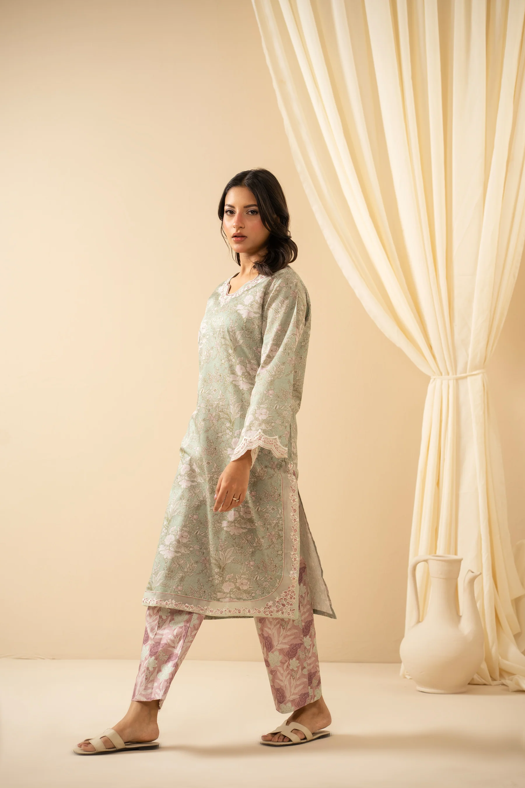 STITCHED EMBROIDERED SHIRT BOTTOM - Image 6
