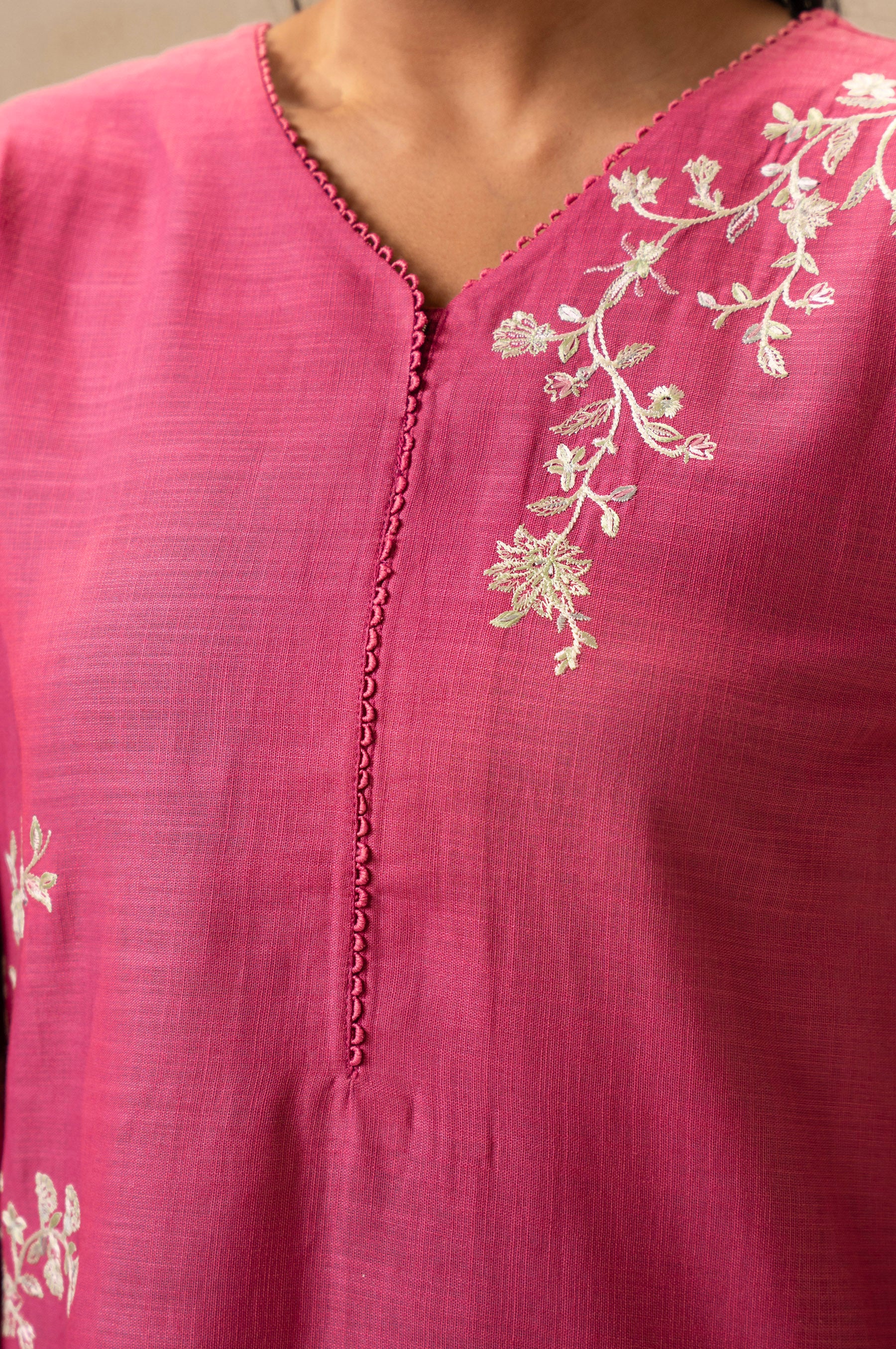 STITCHED EMBROIDERED SUIT - Image 2
