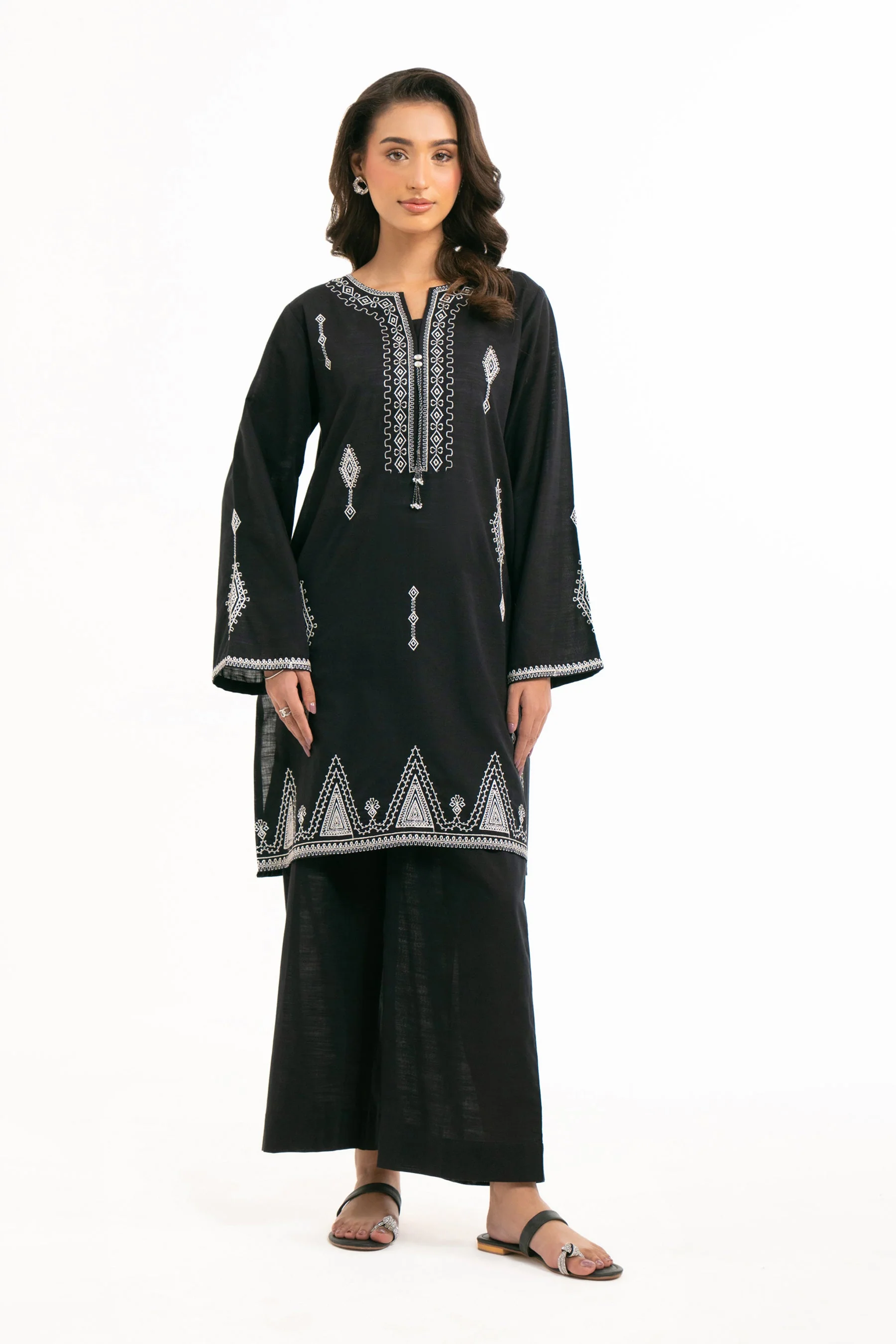 EMBROIDERED SUIT (FACTORY E-OUTLET)