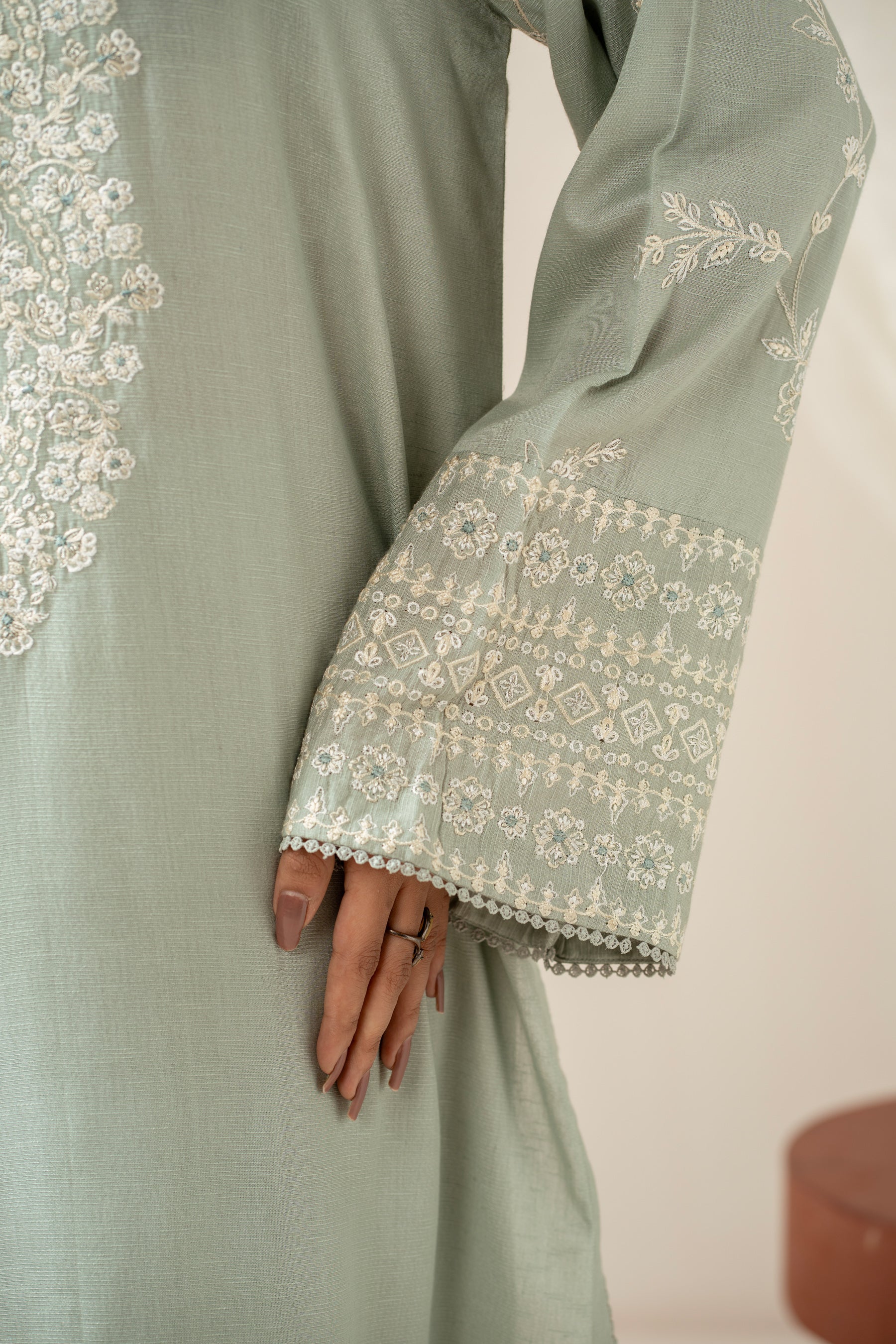 STITCHED EMBROIDERED SHIRT BOTTOM - Image 3