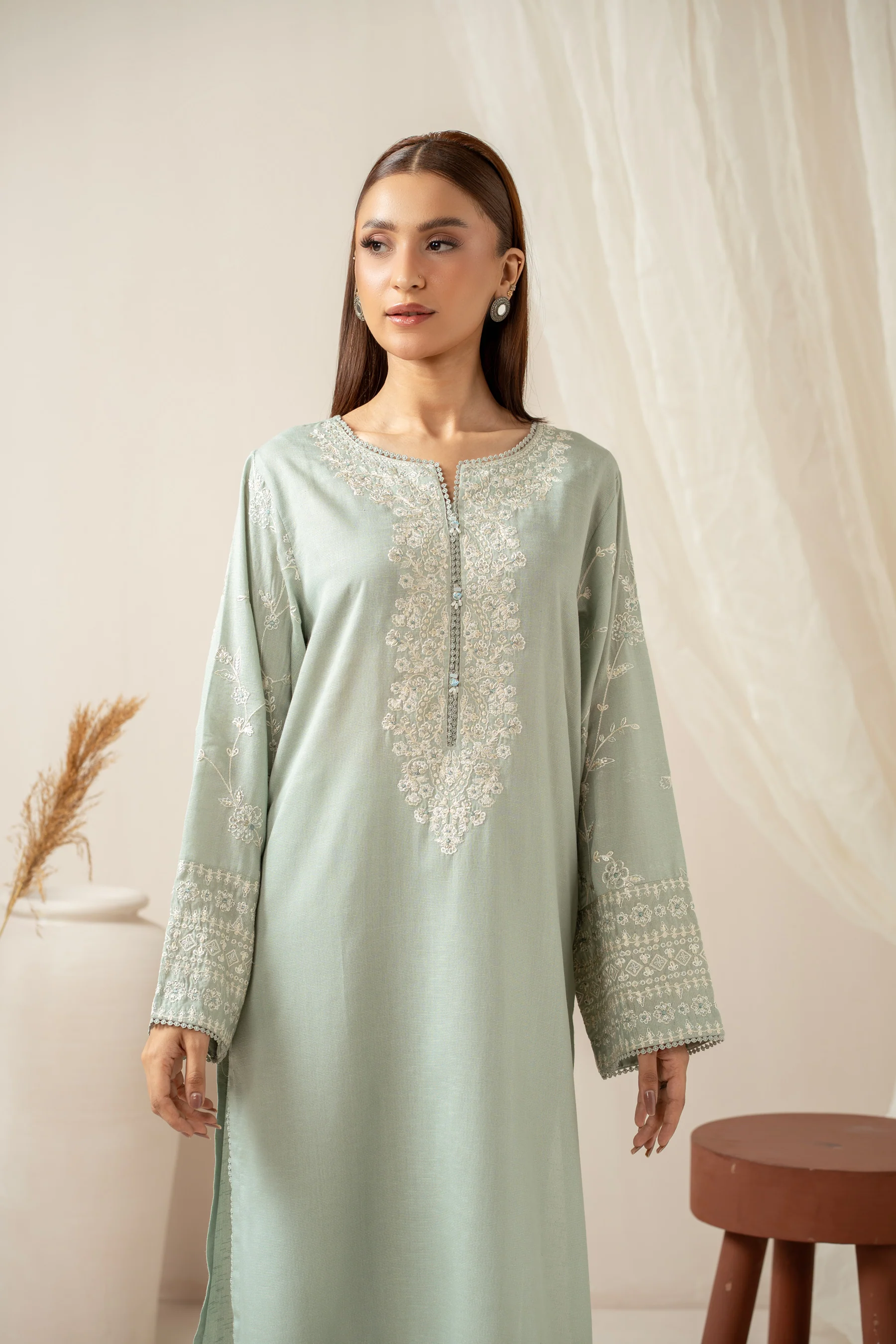 STITCHED EMBROIDERED SHIRT BOTTOM - Image 4