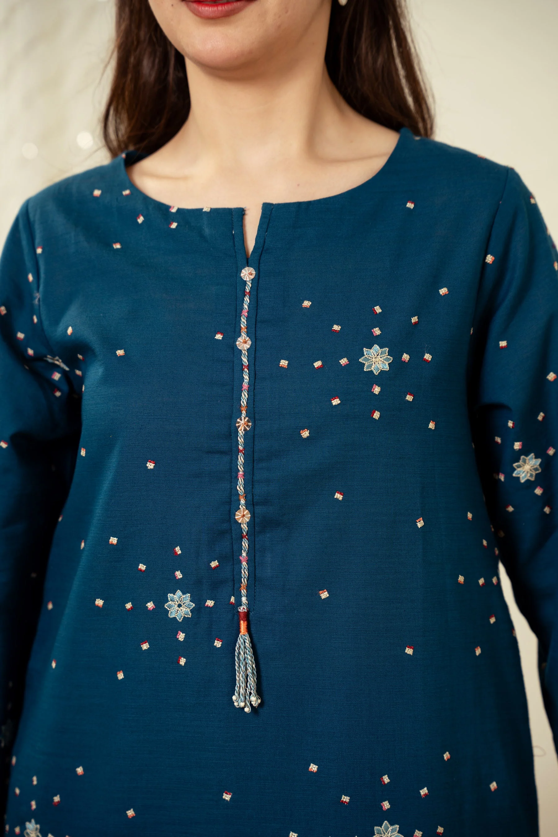 EMBROIDERED SUIT (FACTORY E-OUTLET) - Image 3