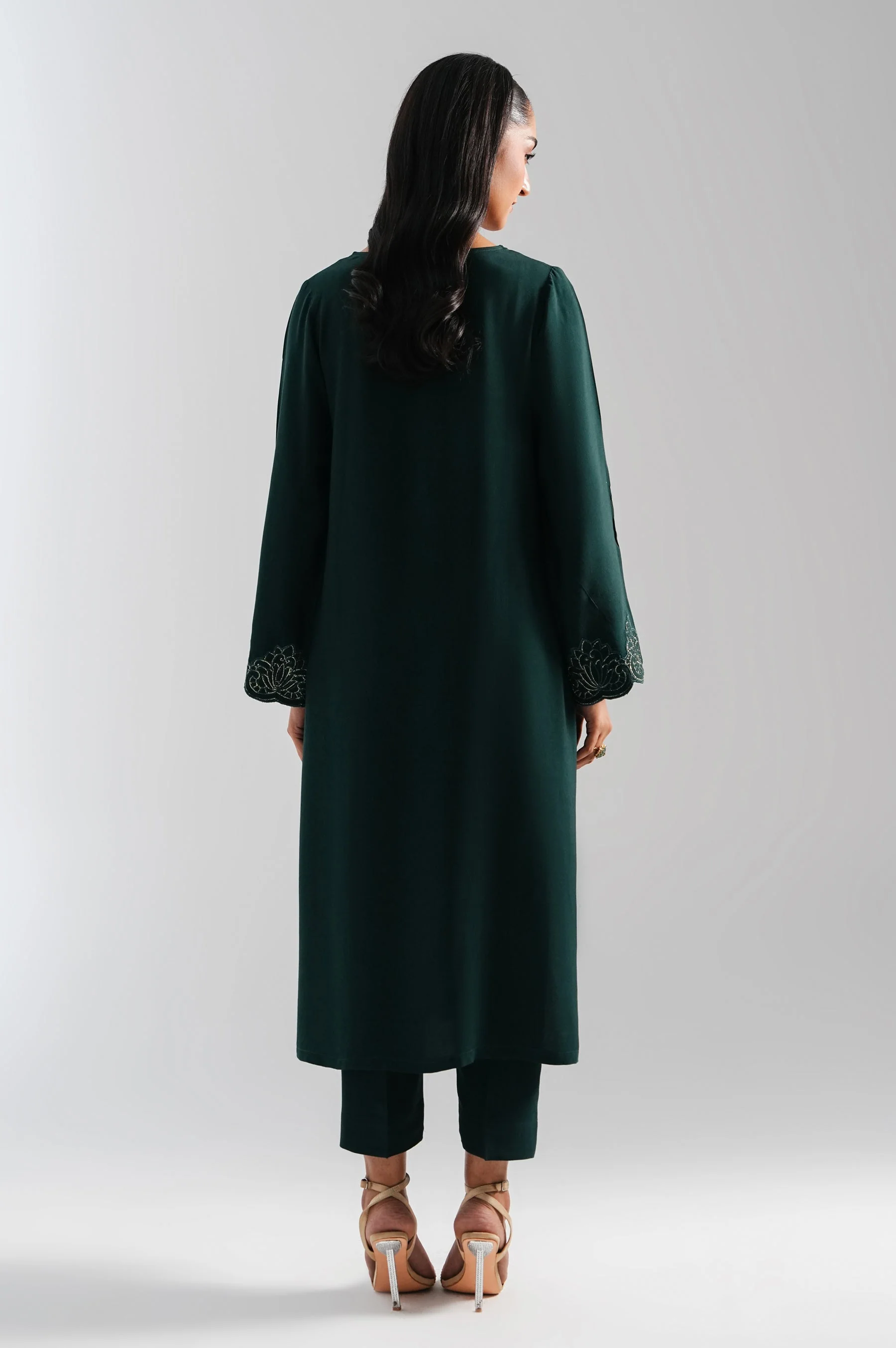 STITCHED EMBROIDERED OAK SILK 2 PIECE SUIT (FACTORY E-OUTLET) - Image 6