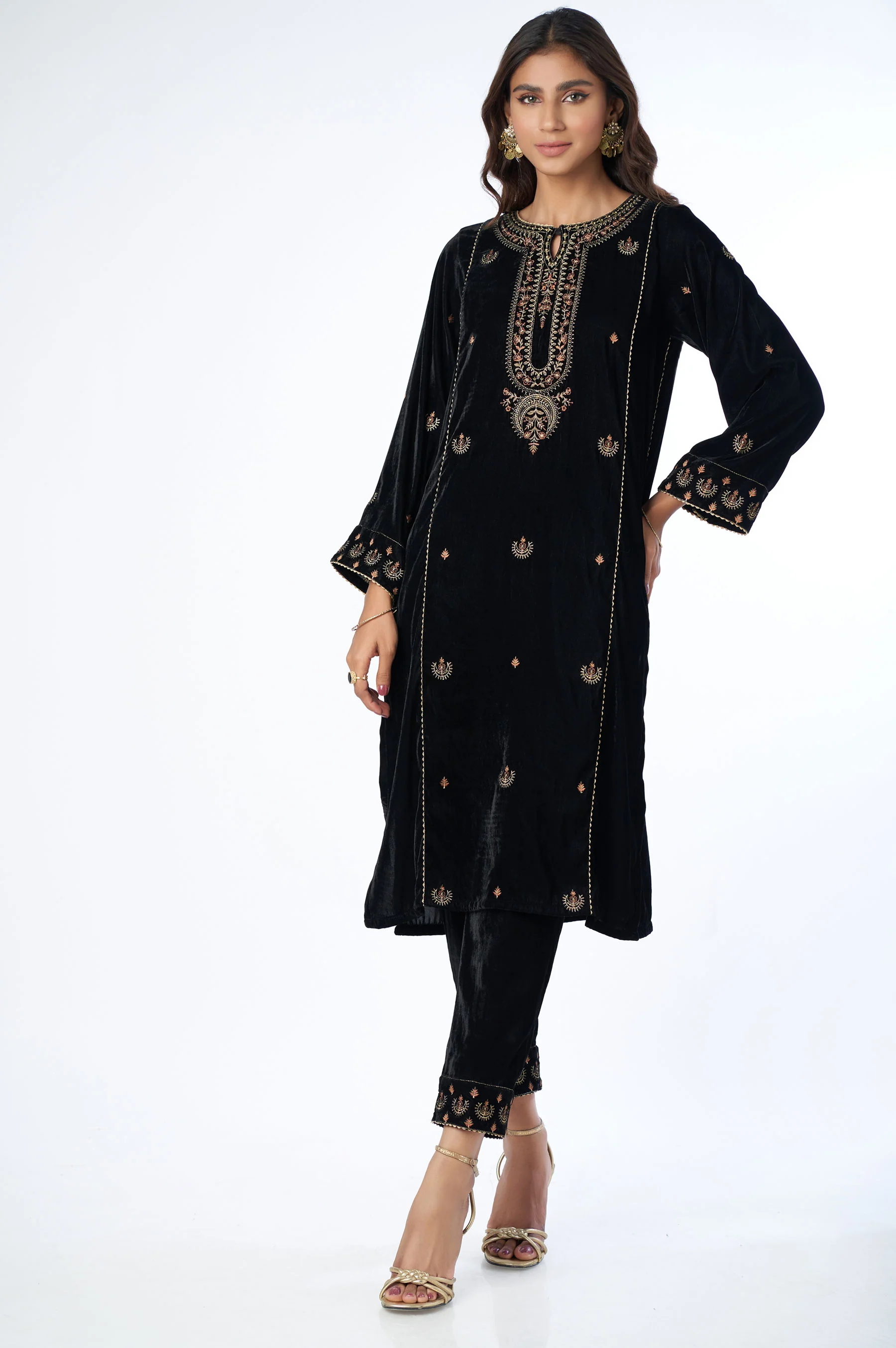 Stitched 2 Piece Velvet Embroidered Suit - Image 3