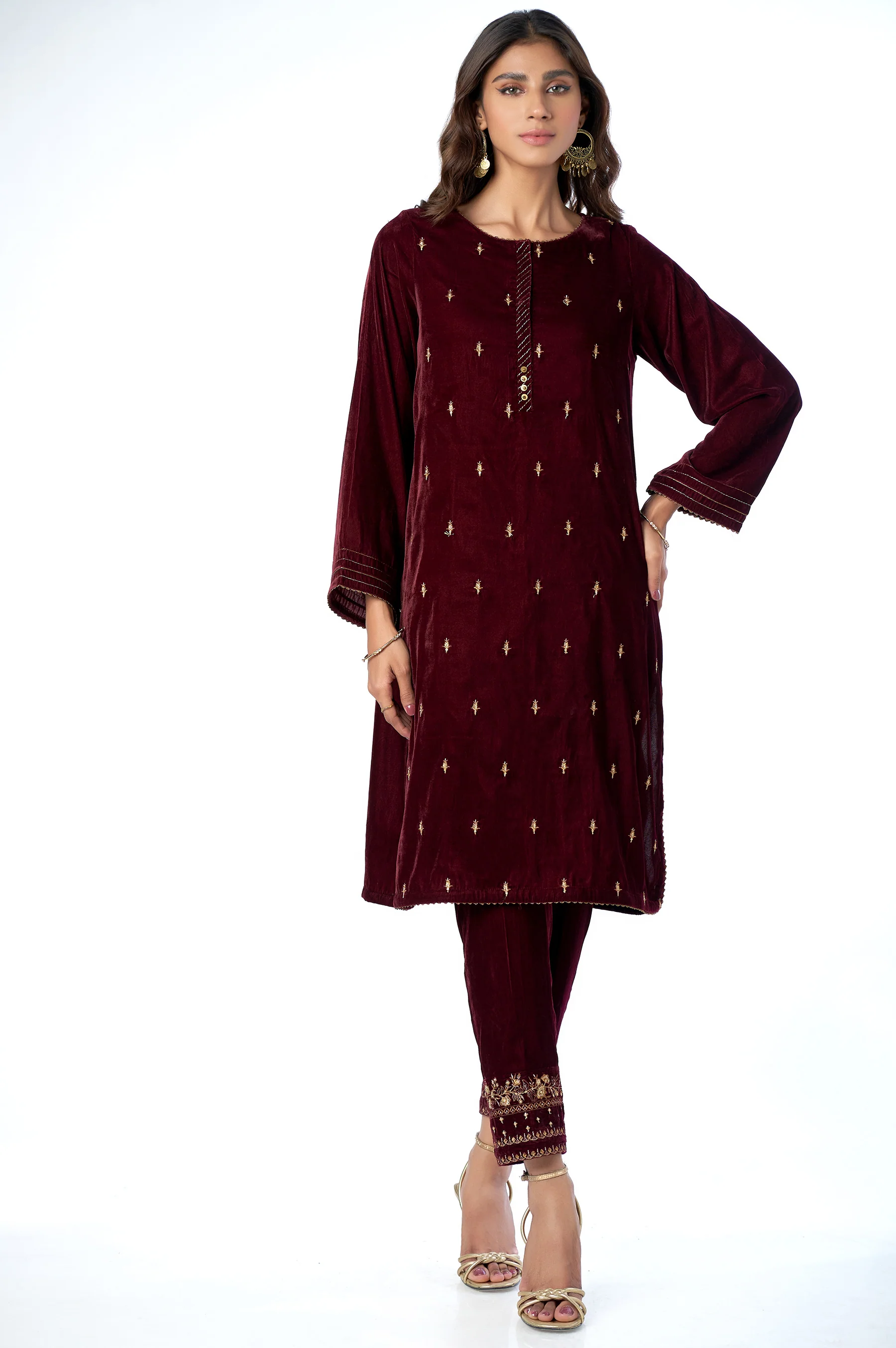 Stitched 2 Piece Velvet Embroidered Suit - Image 3