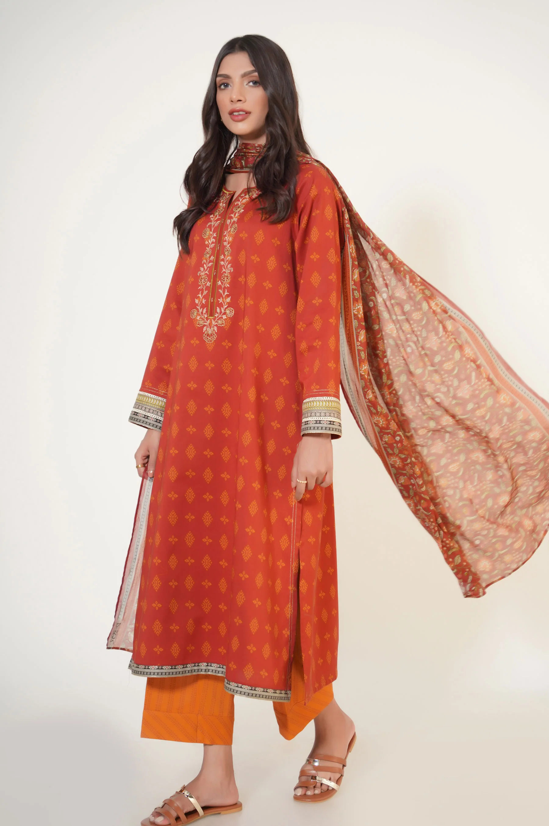 Stitched 3 Piece Printed Lawn - Image 4