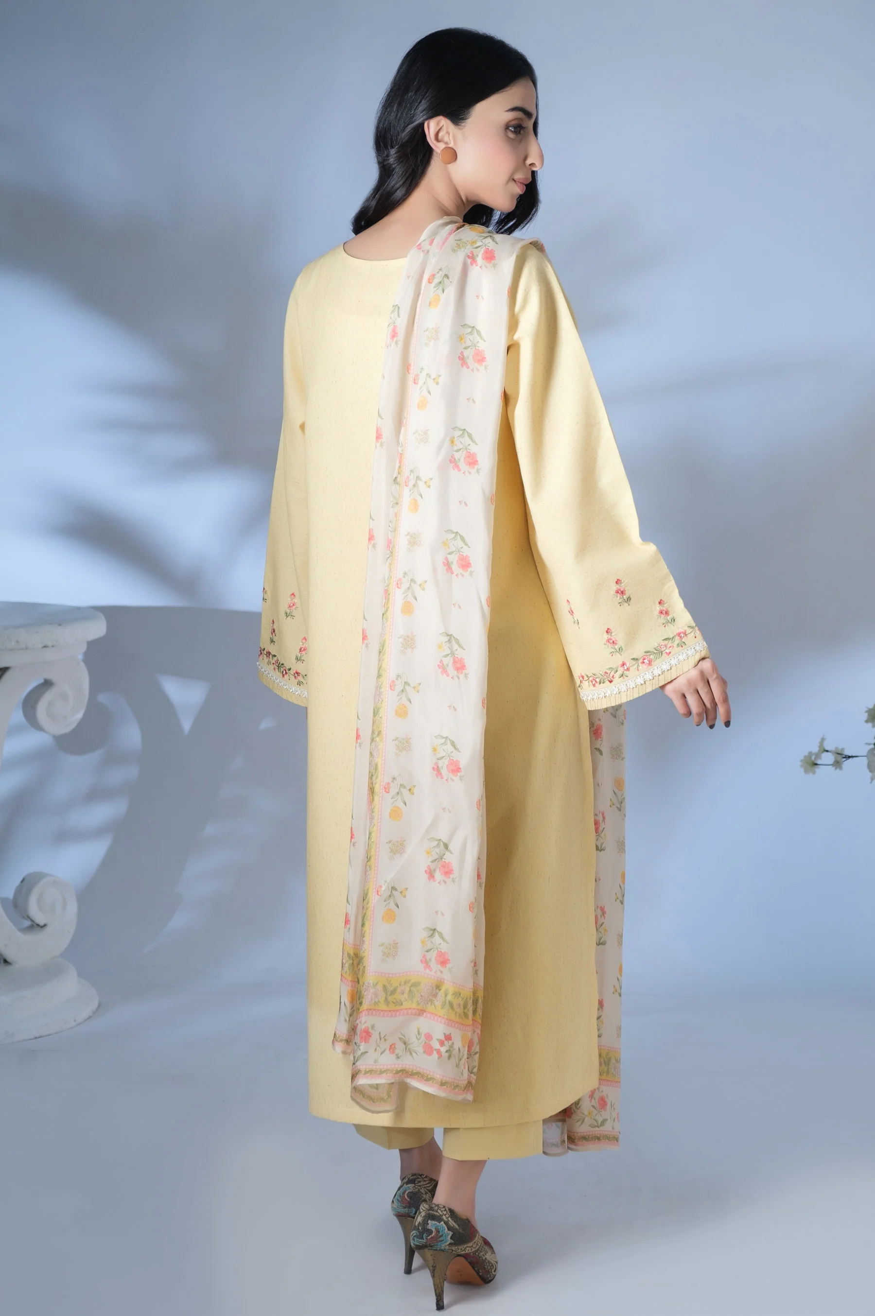 Stitched 3 Piece Cambric Suit - Image 3