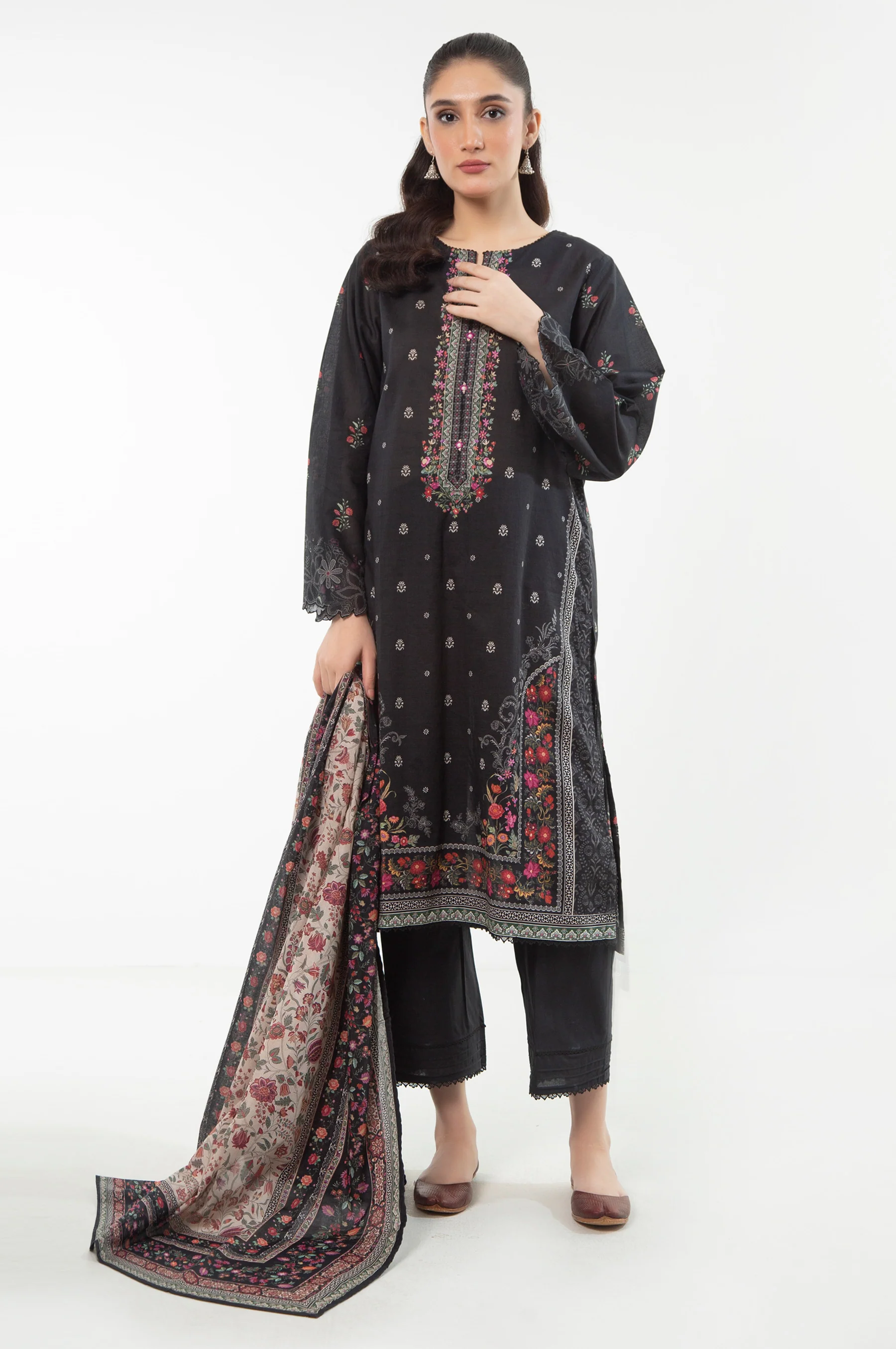 STITCHED PRINTED LAWN SUIT
