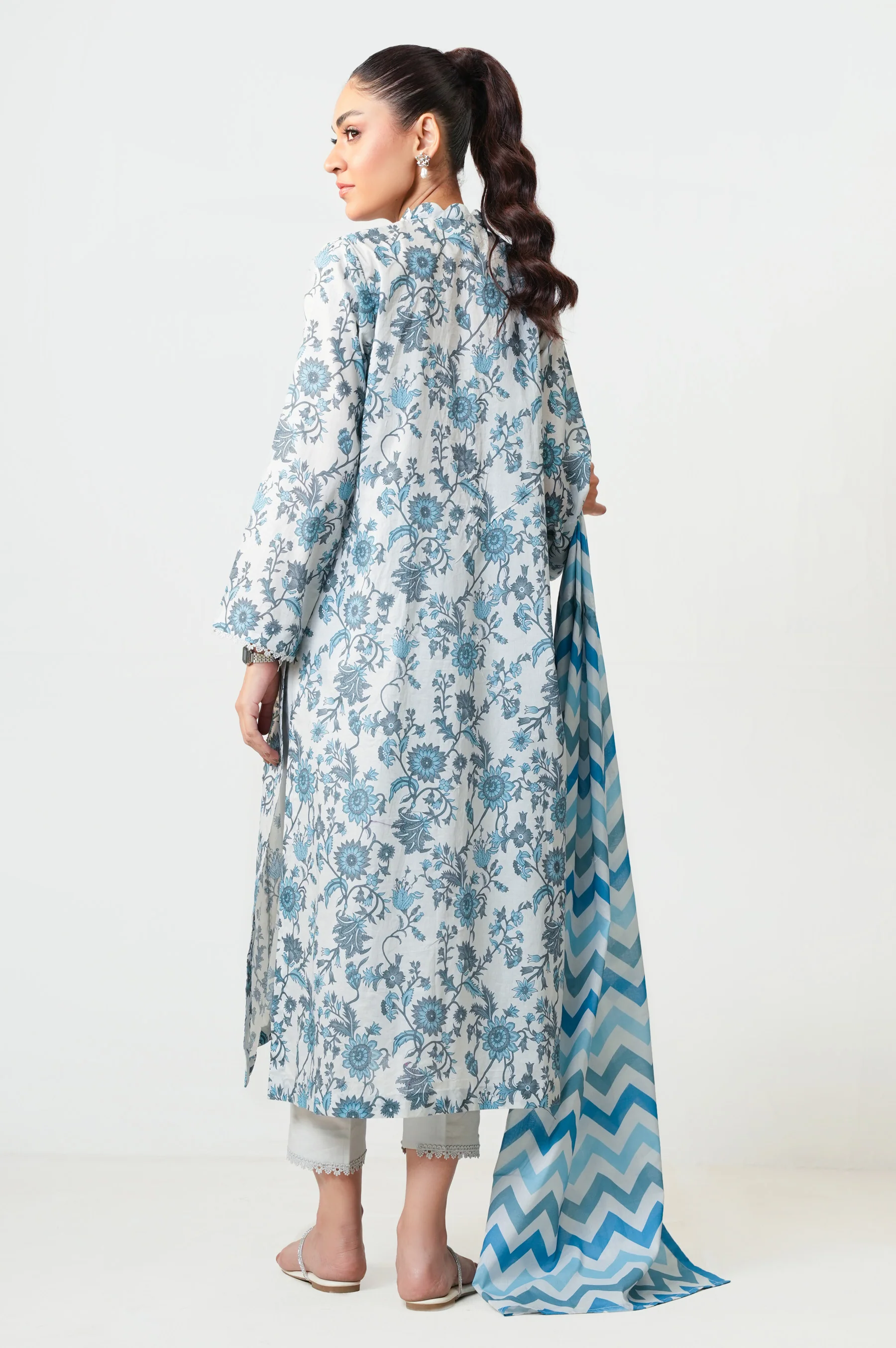 Stitched 3 Piece Digital Printed Lawn Suit - Image 5