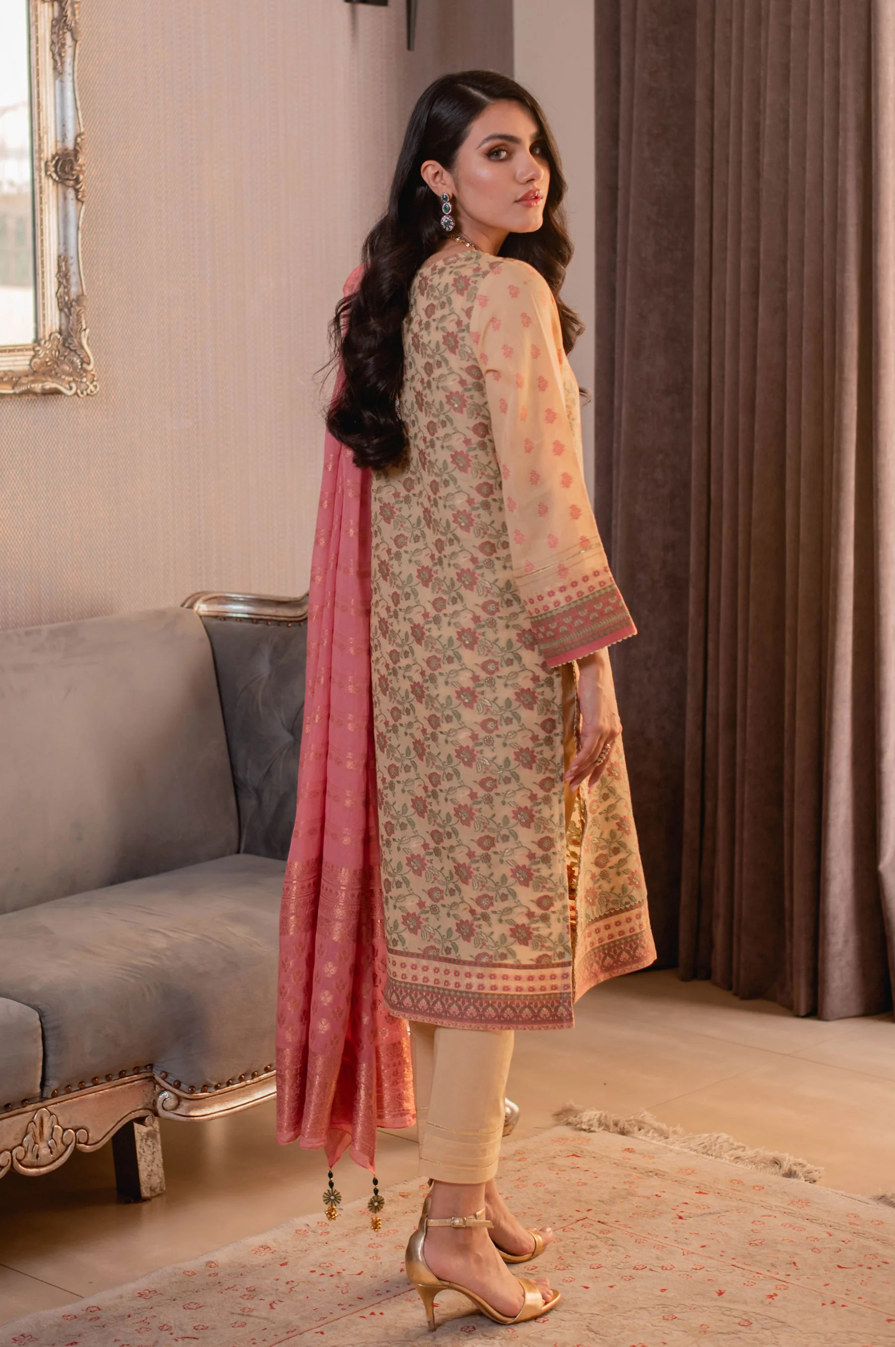 Stitched 3 Piece Jacquard Suit - Image 5