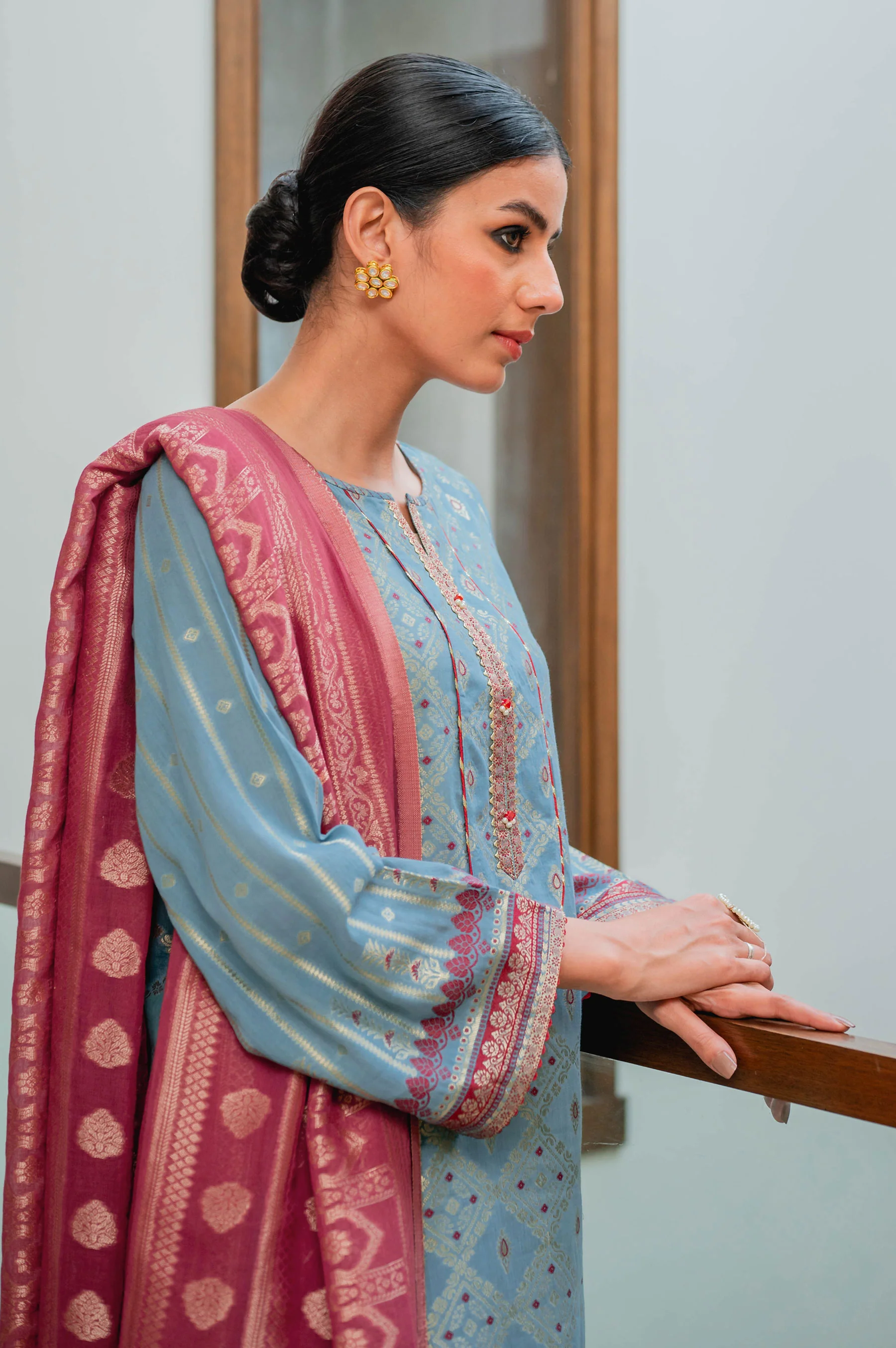 Stitched 3 Piece Jacquard Suit - Image 4