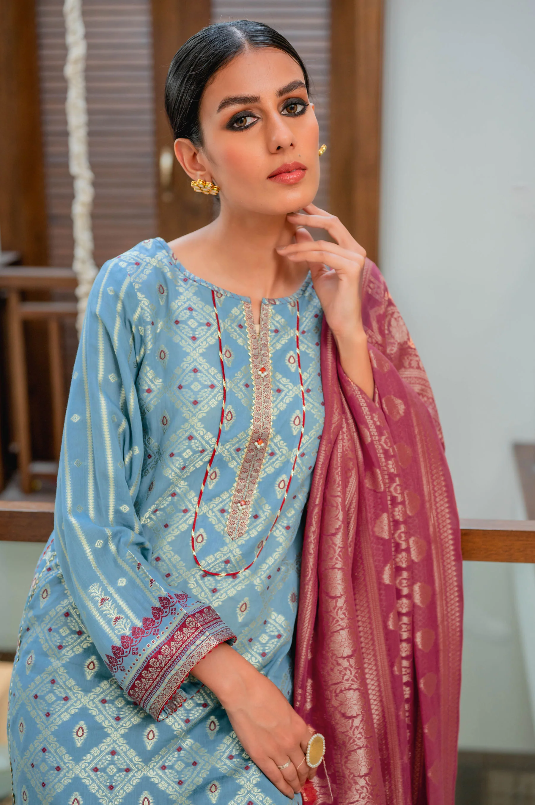 Stitched 3 Piece Jacquard Suit - Image 6