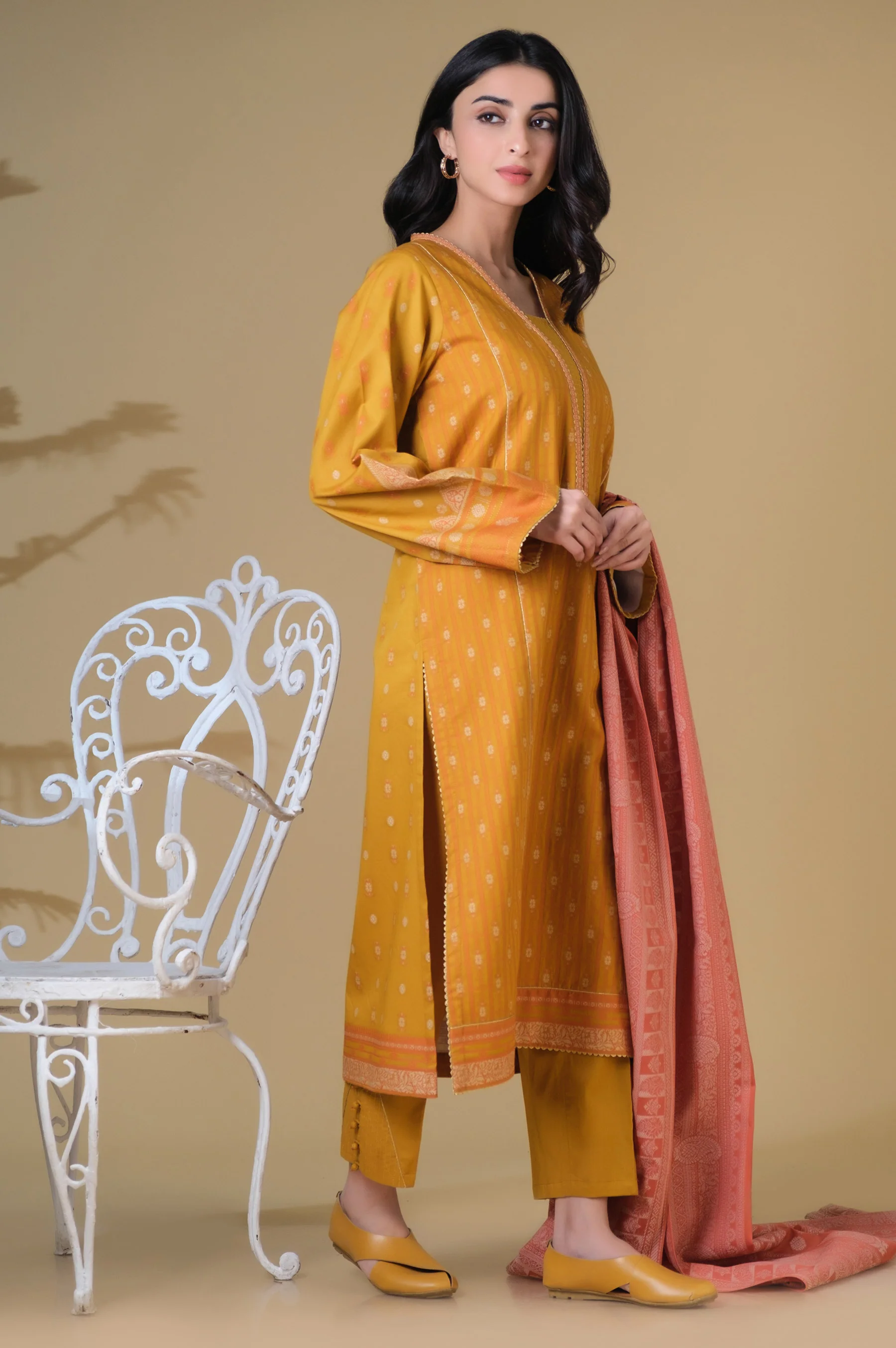 Stitched 3 Pieces Dyed Jacquard Suit