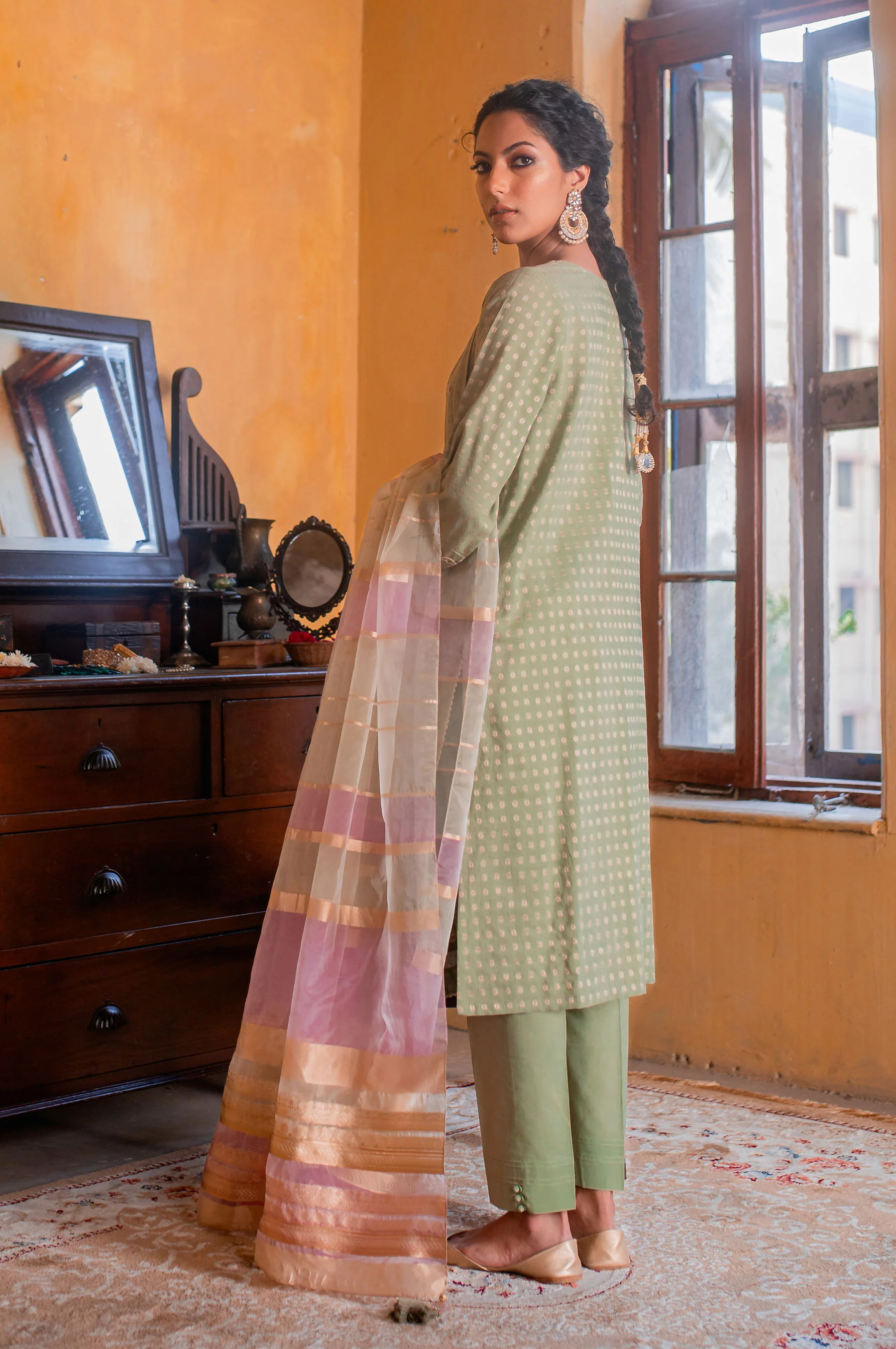 Stitched 3 Piece Maysuri Jacquard with Shaded Organza Suit - Image 2
