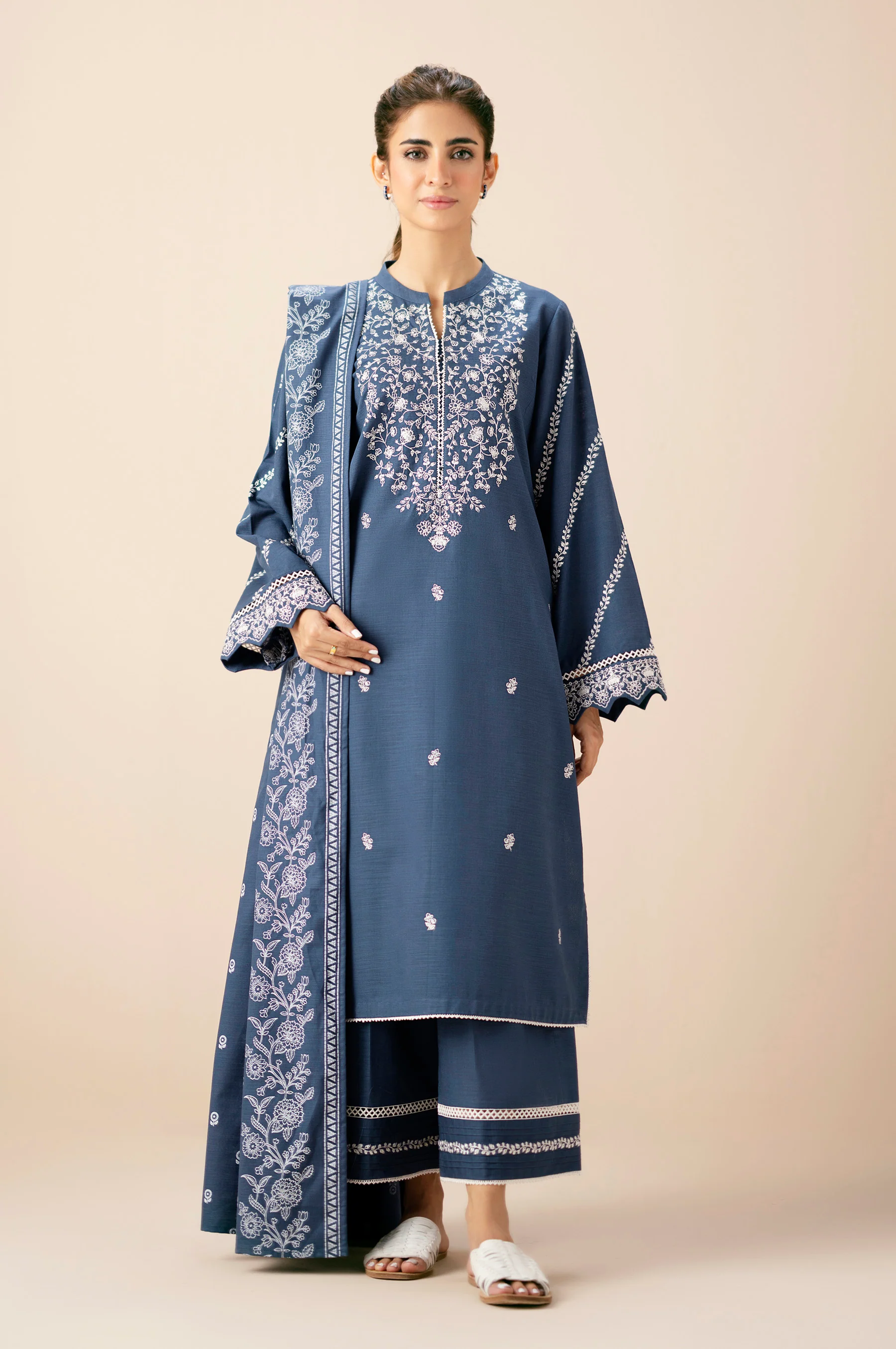 Stitched 3 Piece Embroidered Both Side Slub Suit