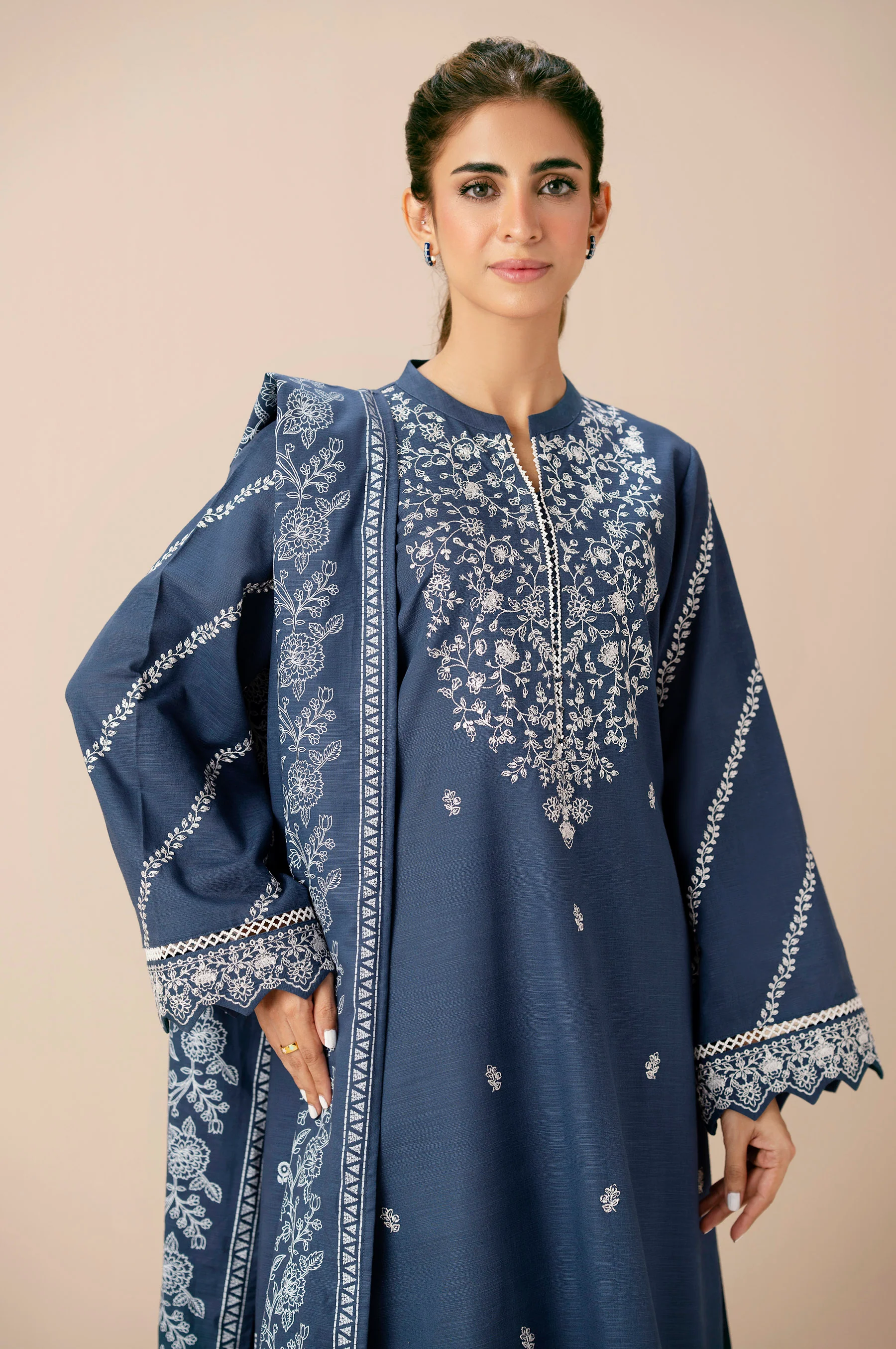 Stitched 3 Piece Embroidered Both Side Slub Suit - Image 3