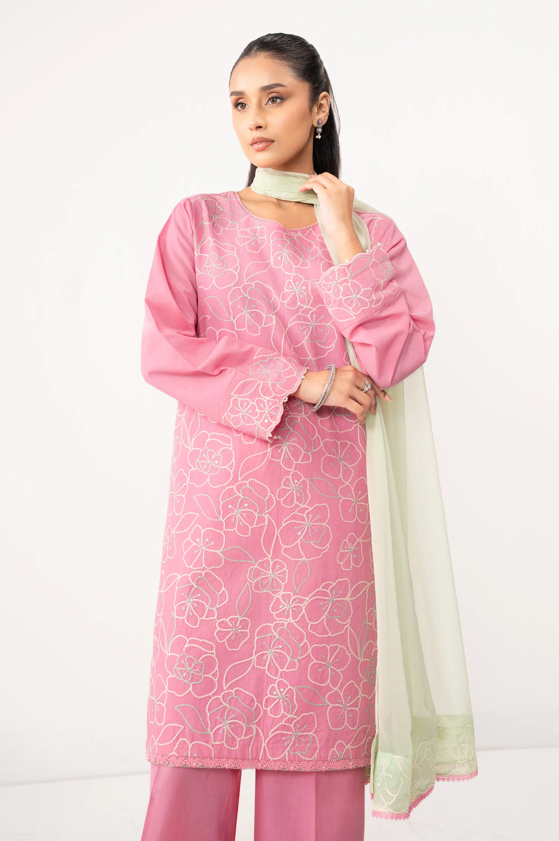 STITCHED EMBROIDERED CAMBRIC SUIT - Image 4