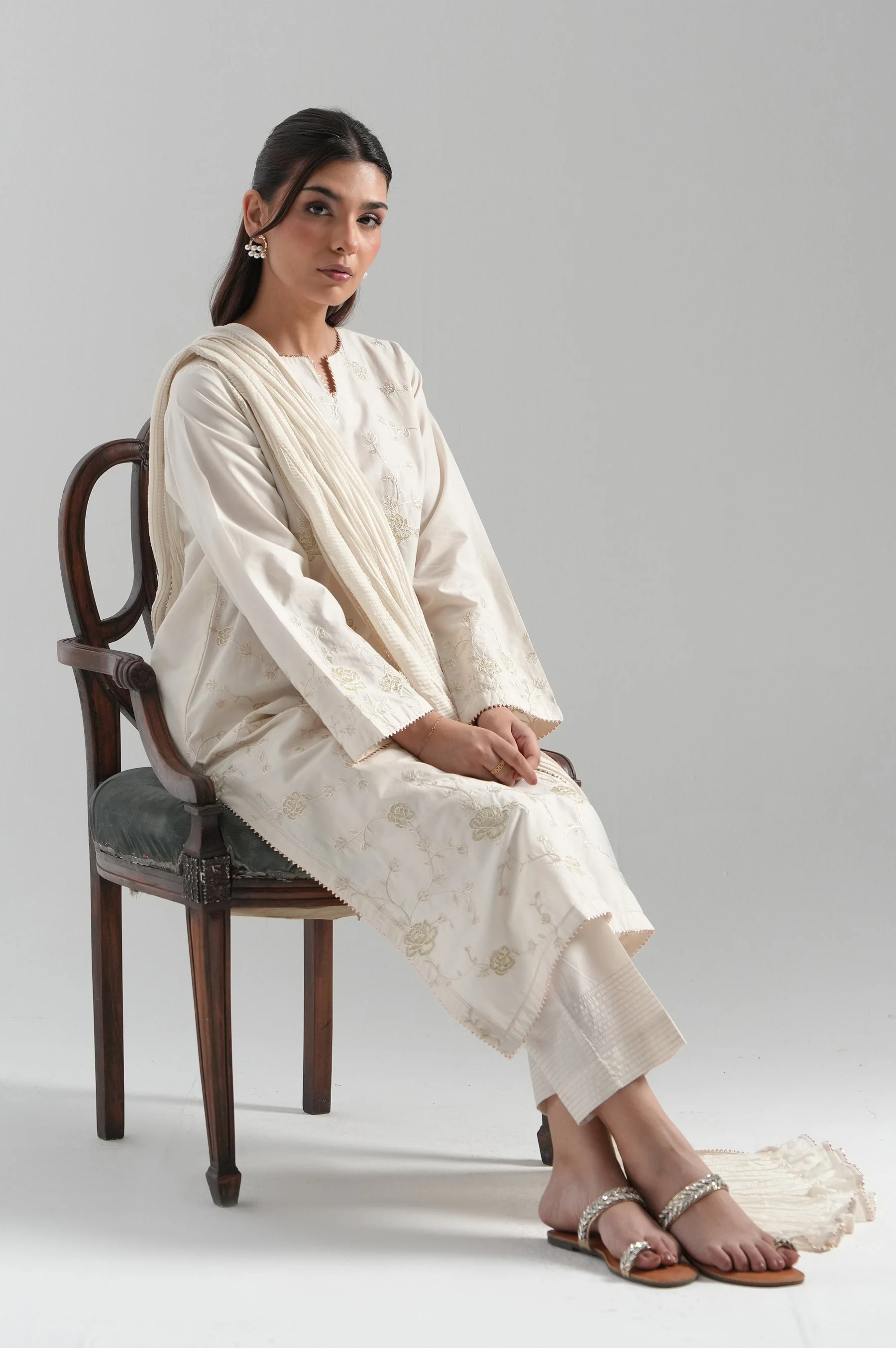 STITCHED EMBROIDERED CAMBRIC SUIT (FACTORY E-OUTLET) - Image 2