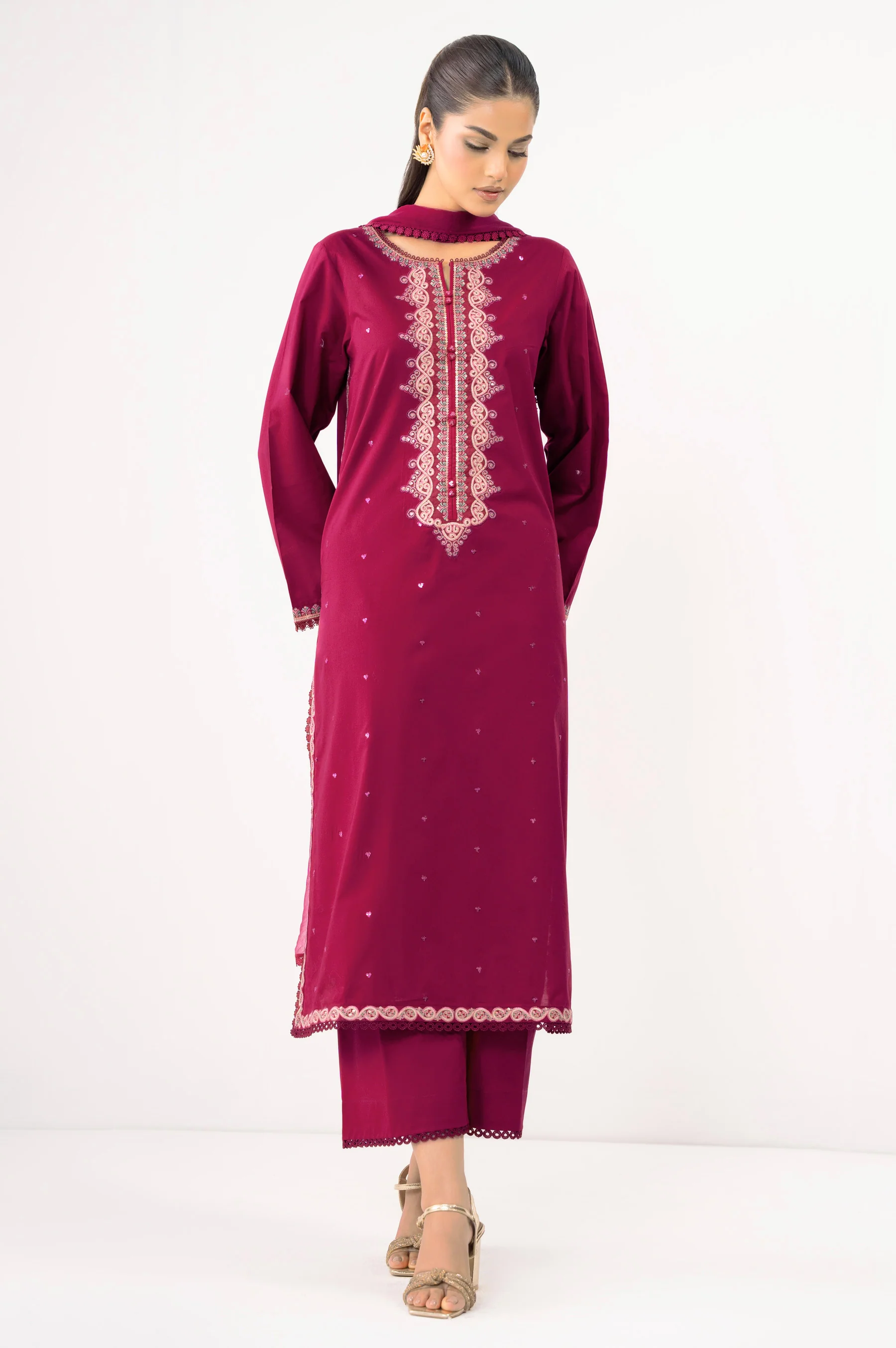 EMBROIDERED SUIT - Image 3
