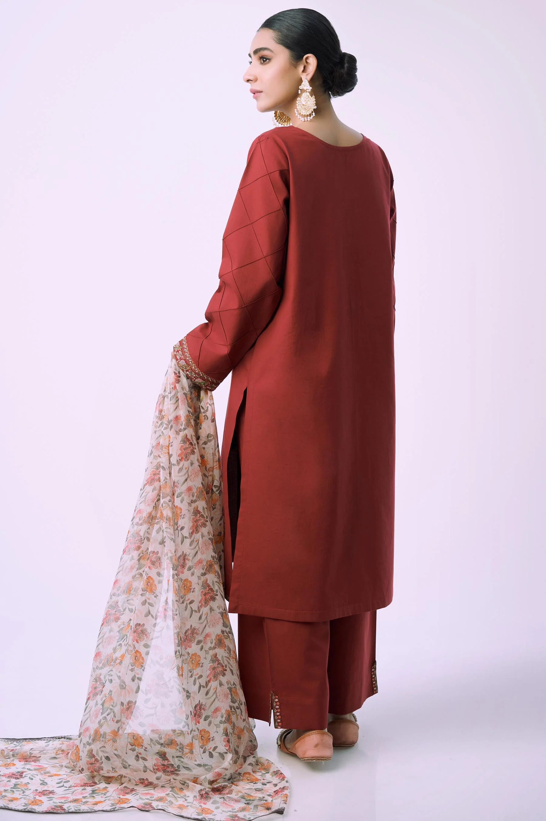 Stitched 3 Piece Embroidered Cambric with Chiffon Dupatta - Image 4