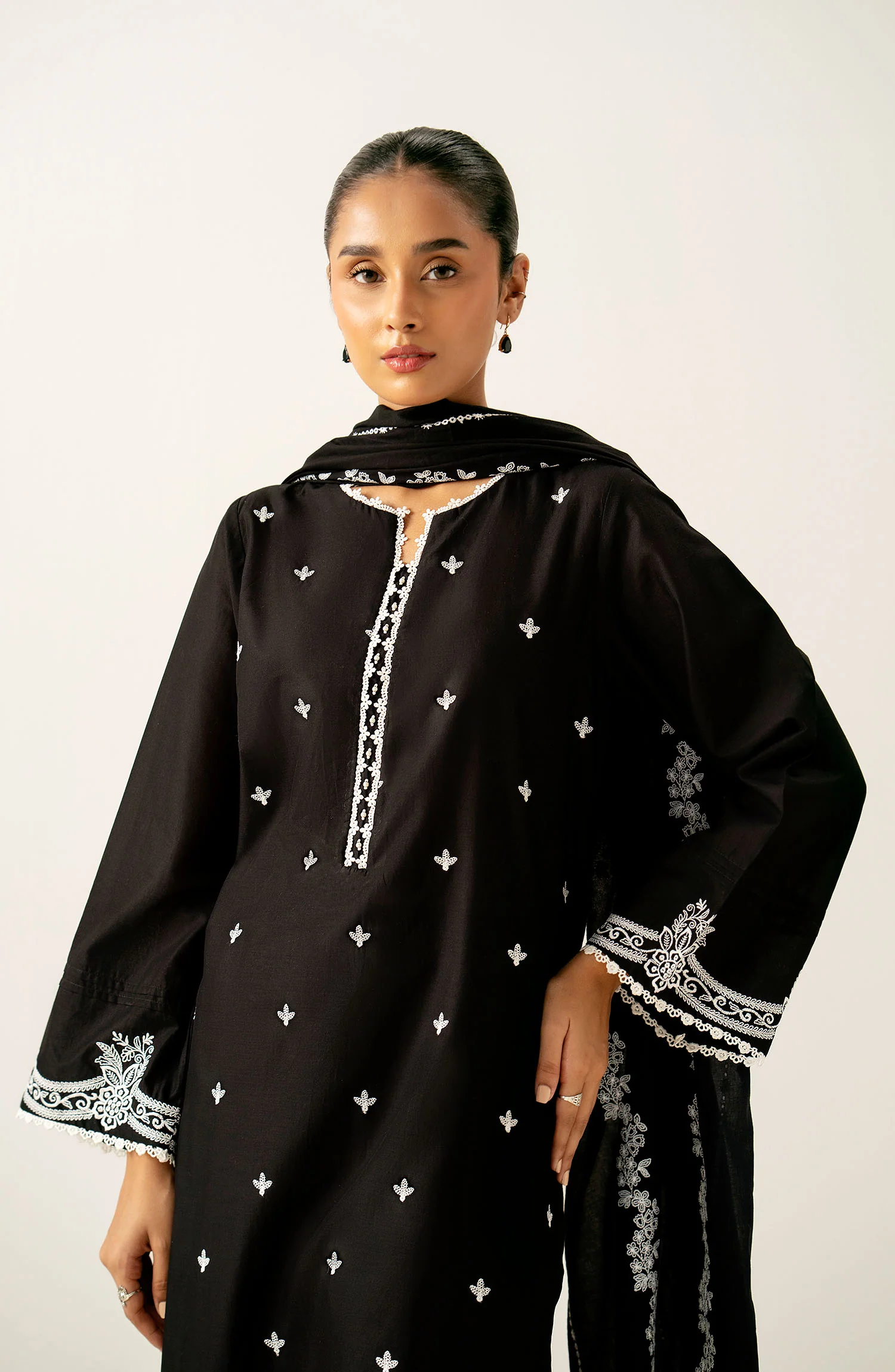 Stitched 3 Piece Embroidered Chikankari Lawn Suit - Image 3