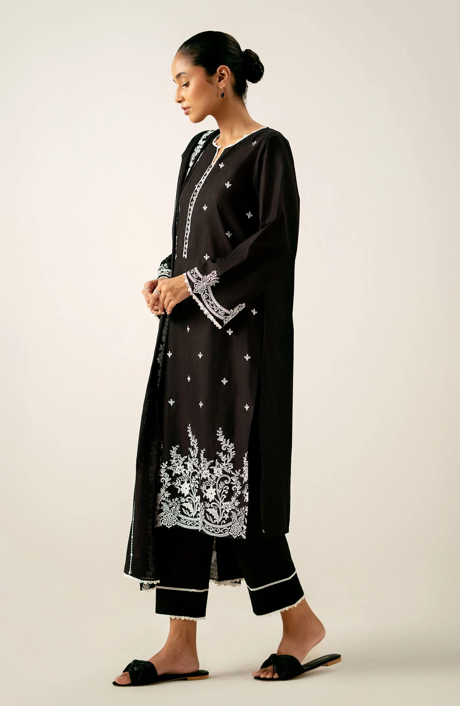 Stitched 3 Piece Embroidered Chikankari Lawn Suit - Image 4
