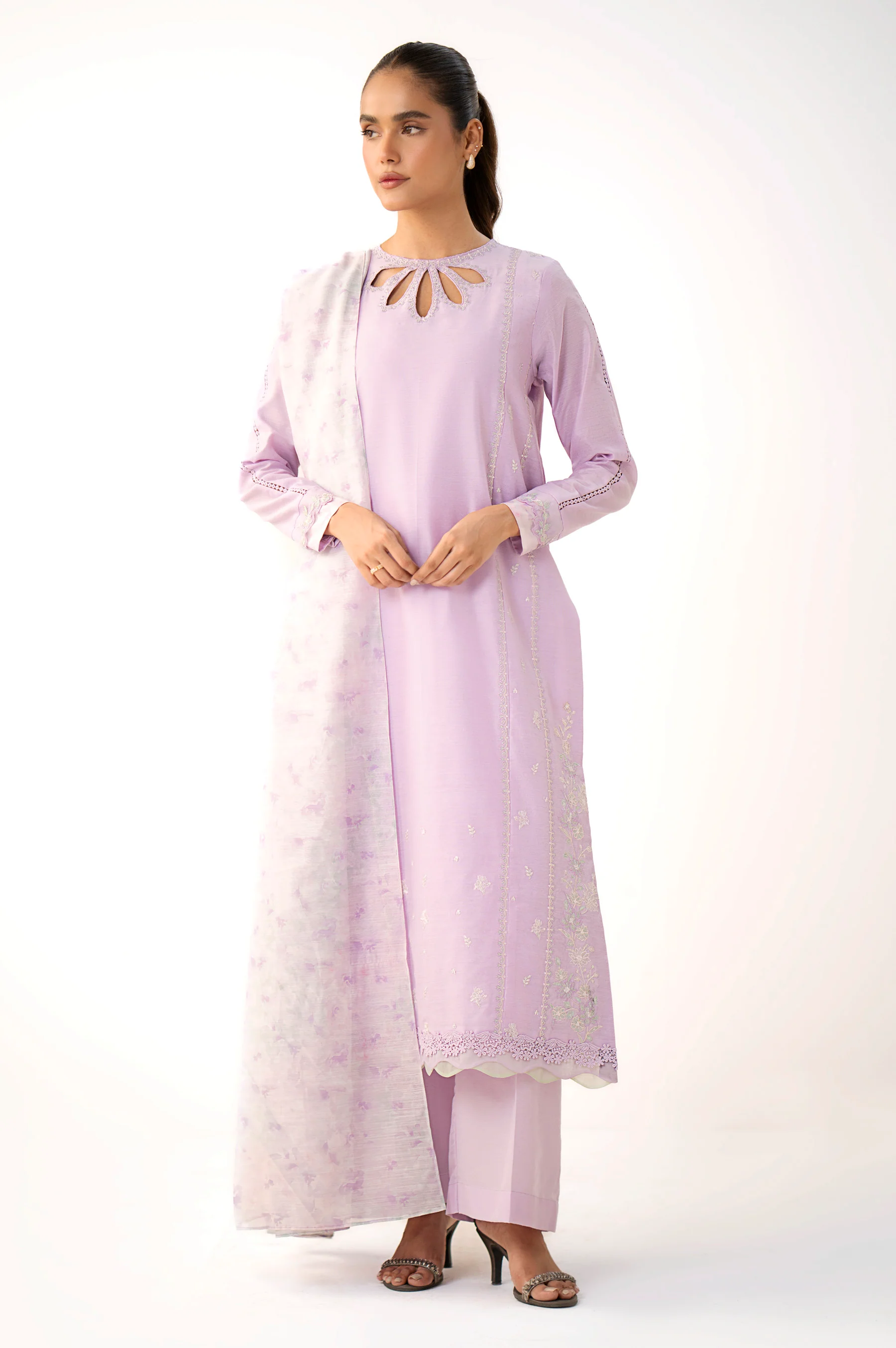 EMBROIDERED SUIT