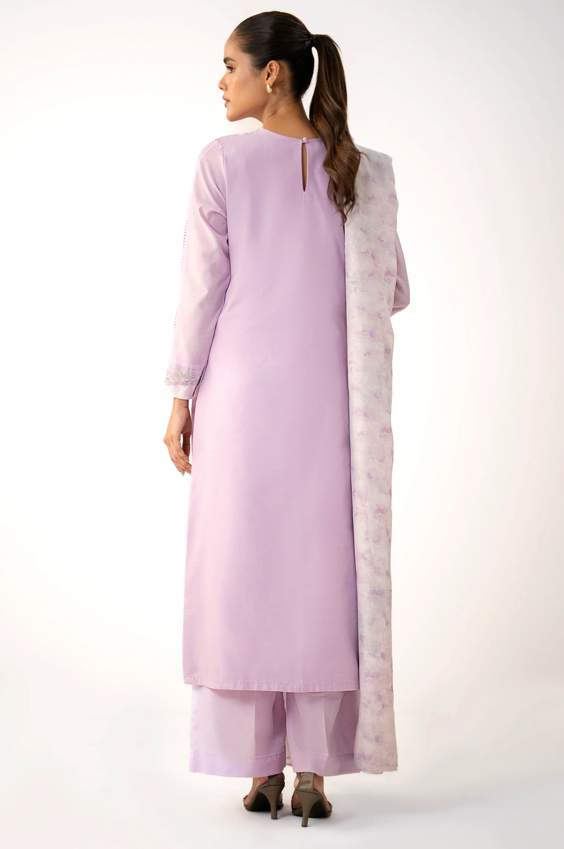 EMBROIDERED SUIT - Image 4