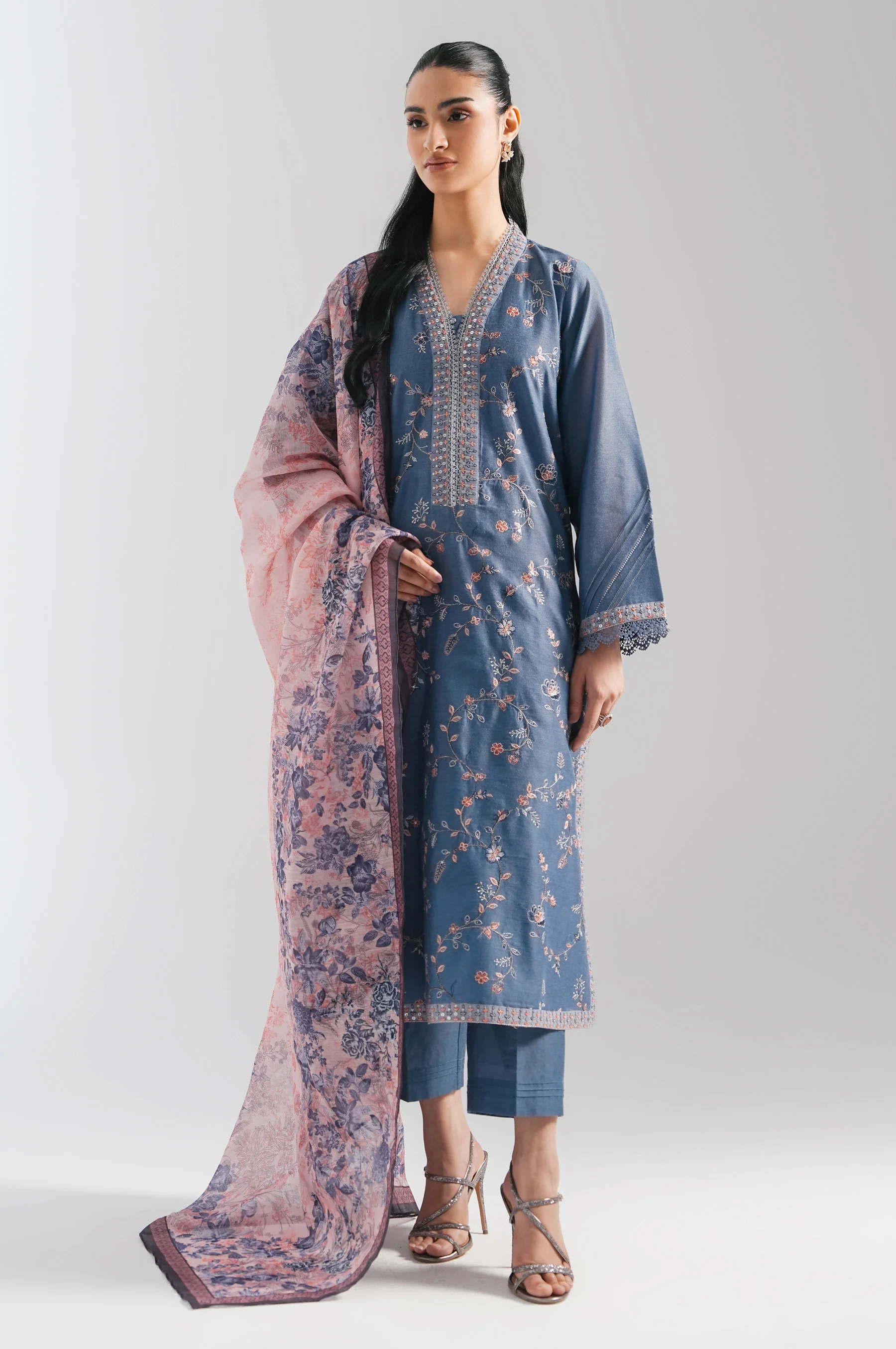 STITCHED EMBROIDERED COTTON NET SUIT - Image 2