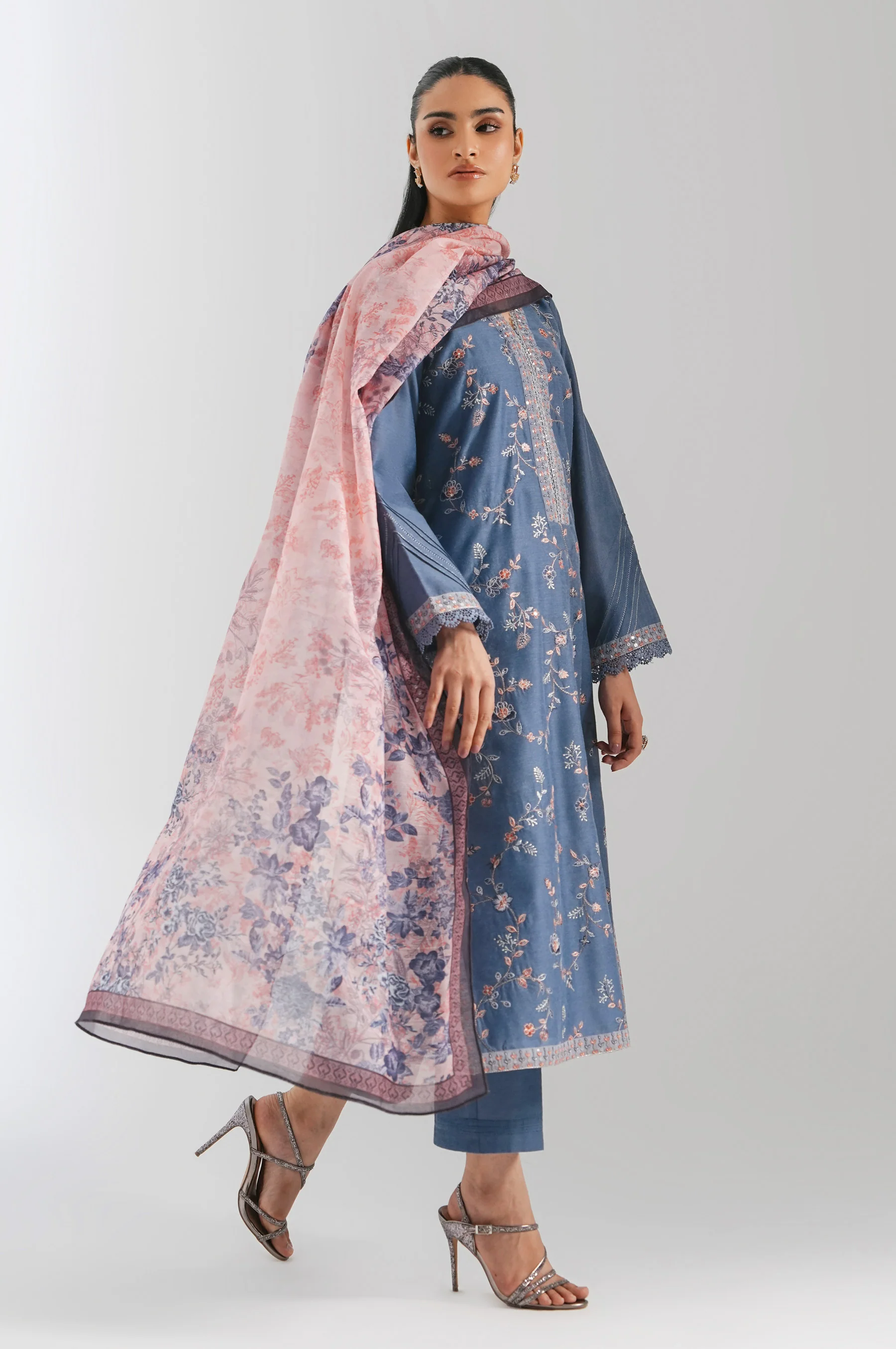 STITCHED EMBROIDERED COTTON NET SUIT - Image 4