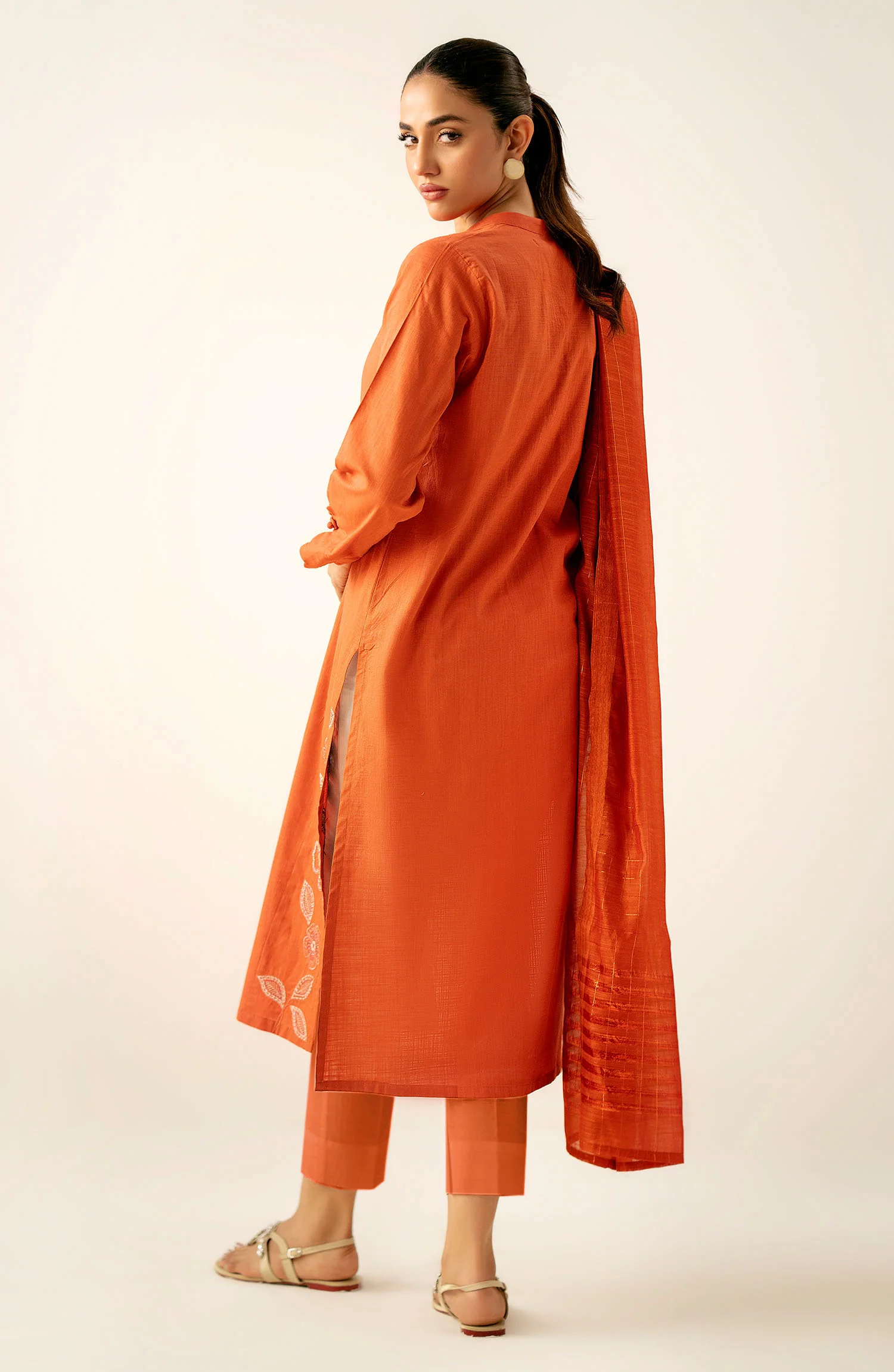Stitched 3 Piece Embroidered Cotton Slub Suit - Image 4