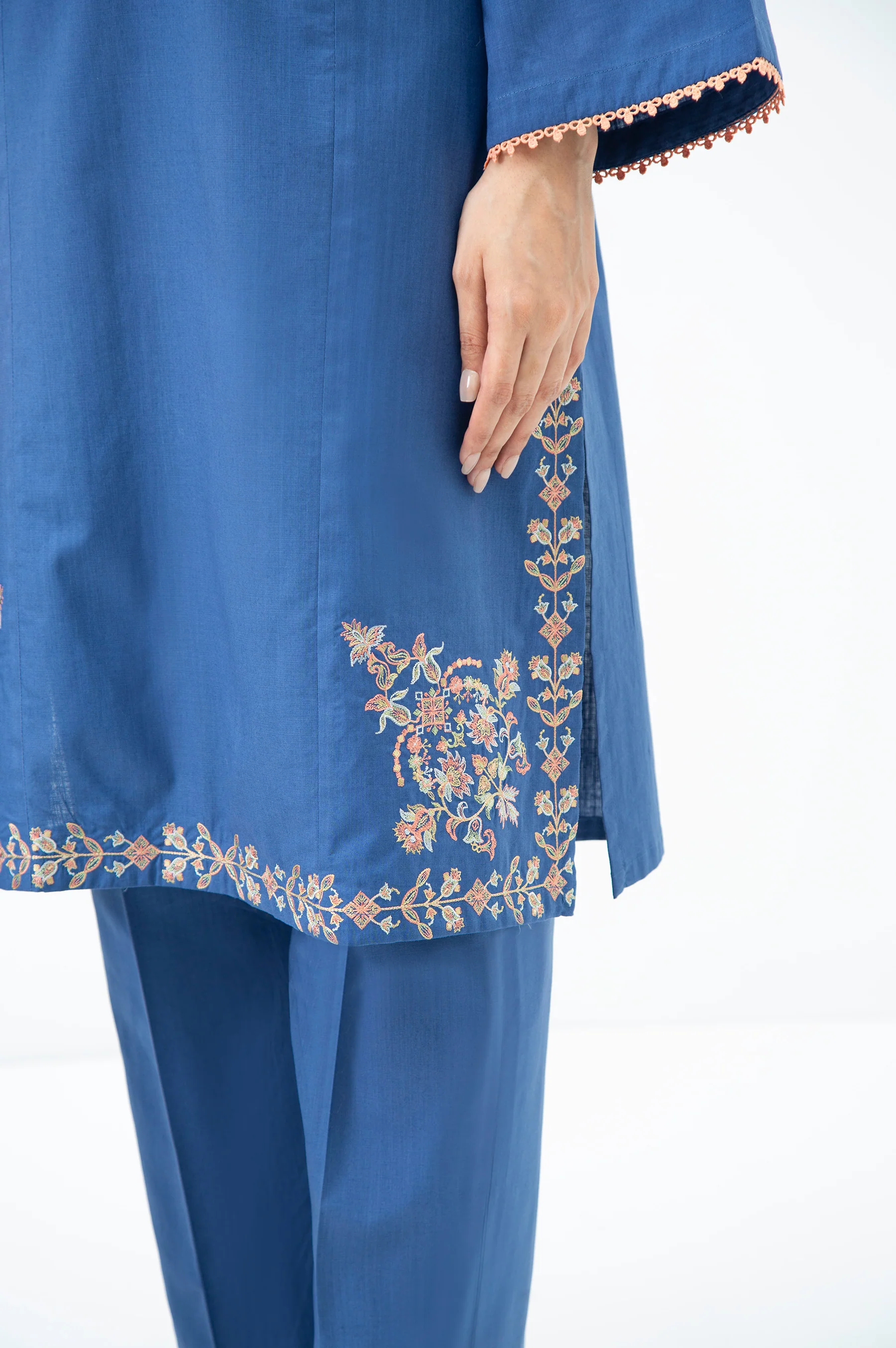 STITCHED EMBROIDERED COTTON SLUB SUIT - Image 4