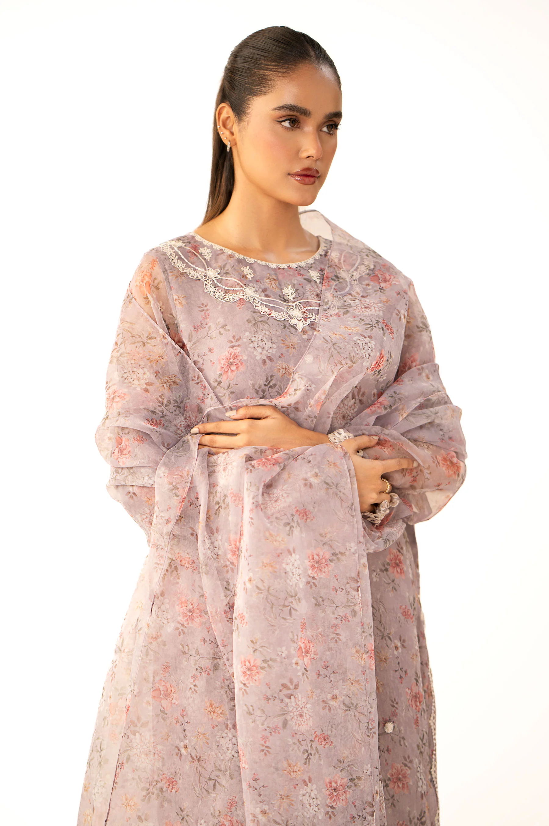 EMBROIDERED SUIT - Image 2