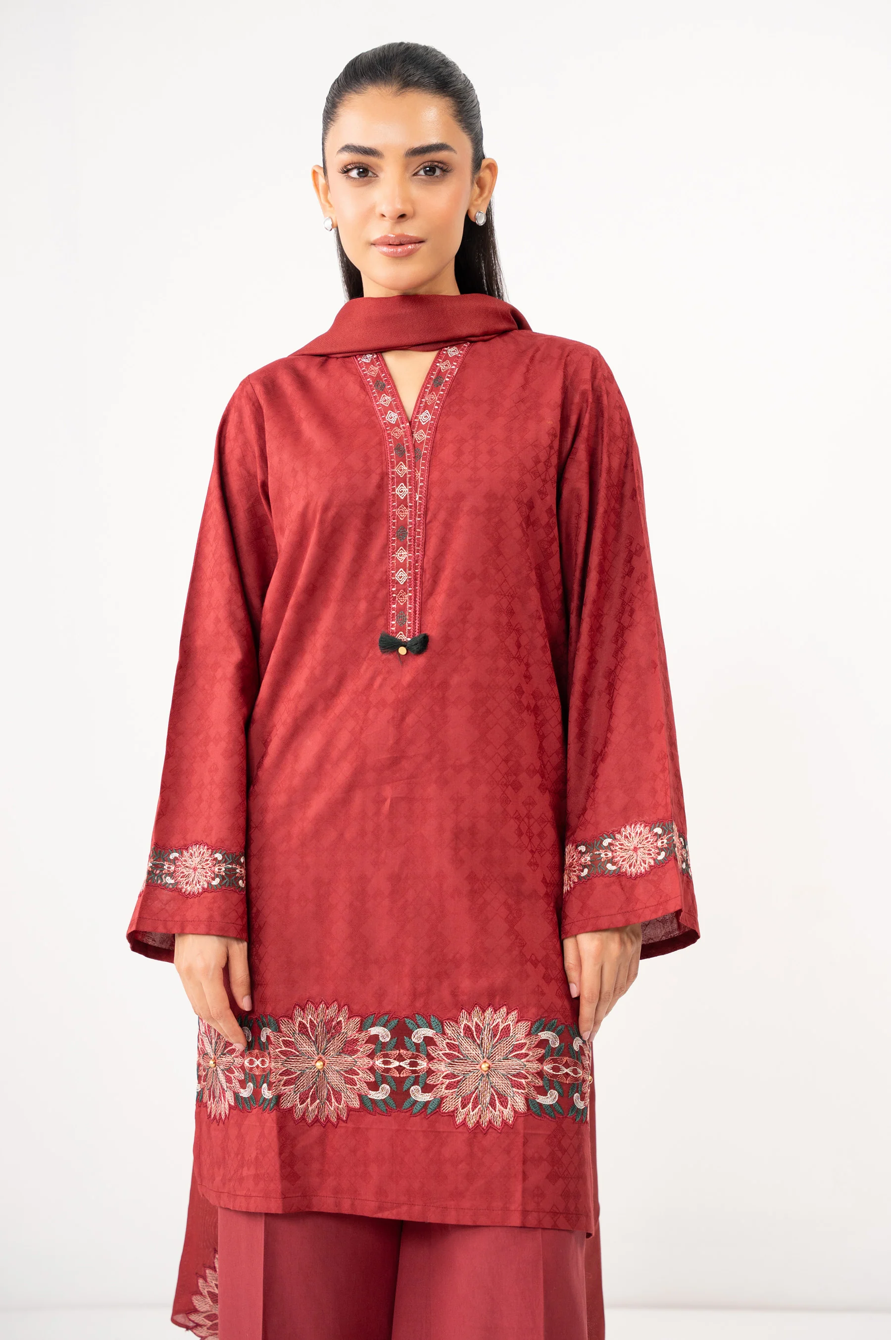STITCHED EMBROIDERED DOBBY SUIT - Image 4