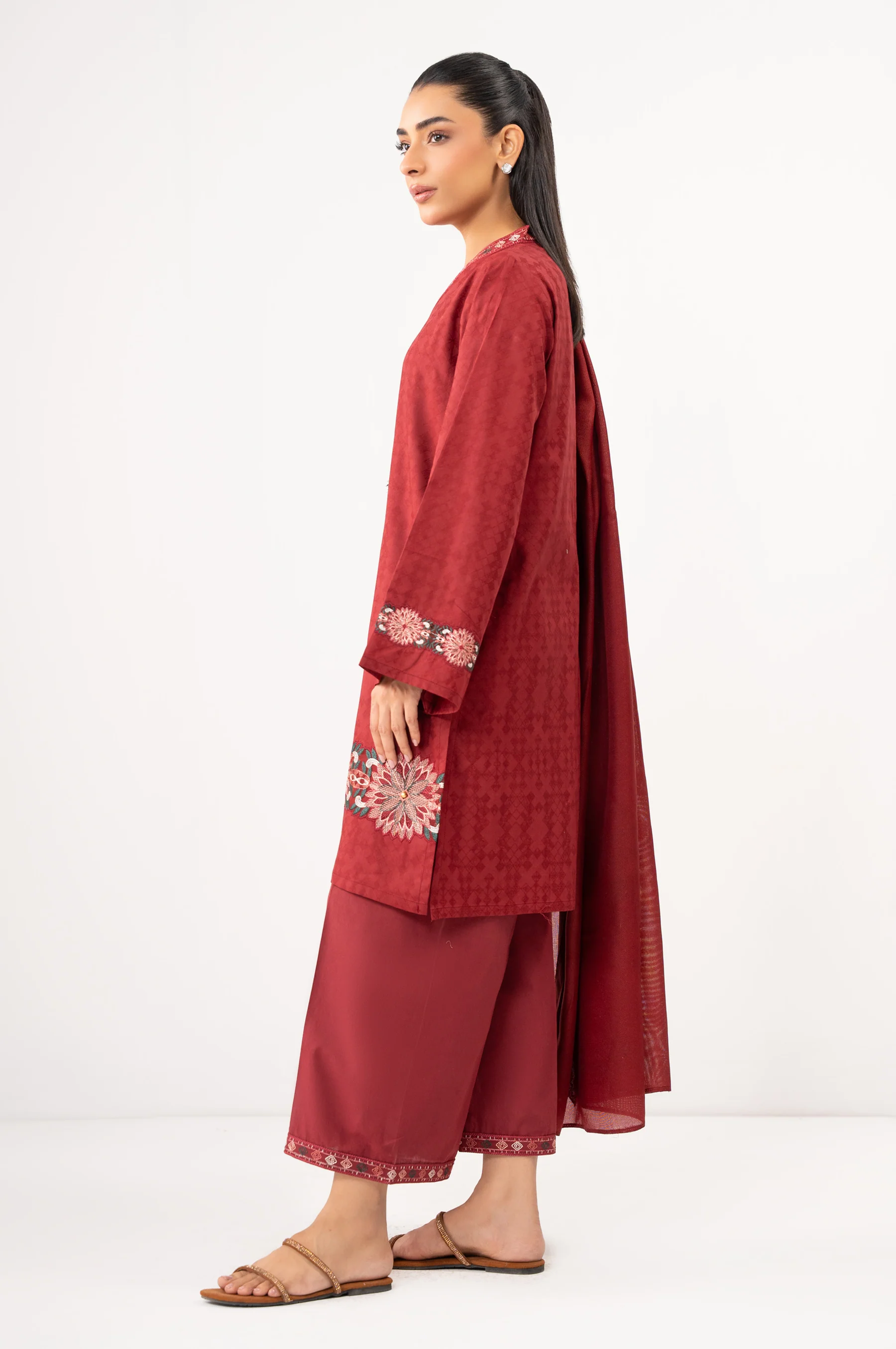 STITCHED EMBROIDERED DOBBY SUIT - Image 5