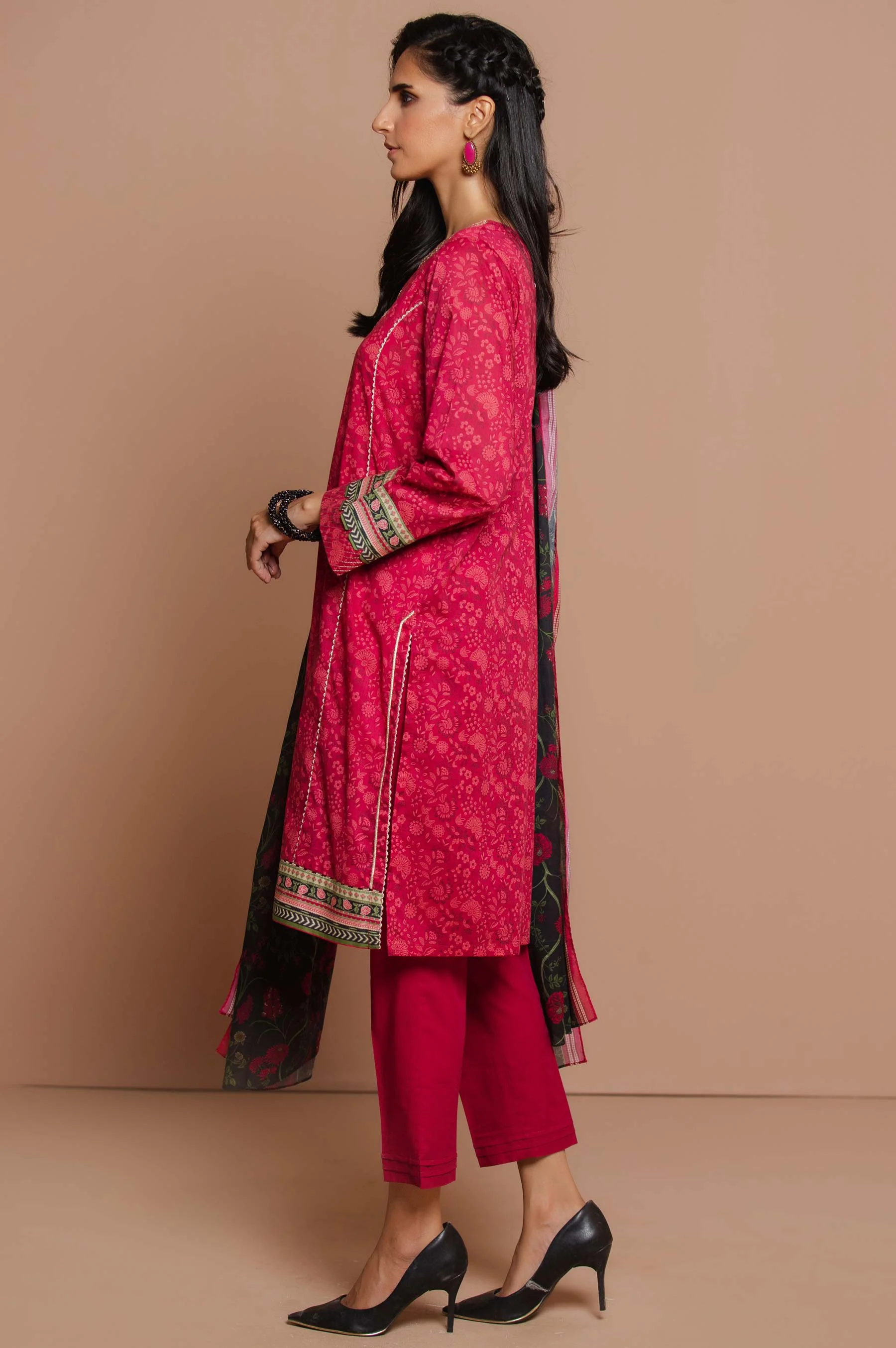 Stitched 3 Piece Embroidered Doria Lawn with Voile Slub Suit - Image 3