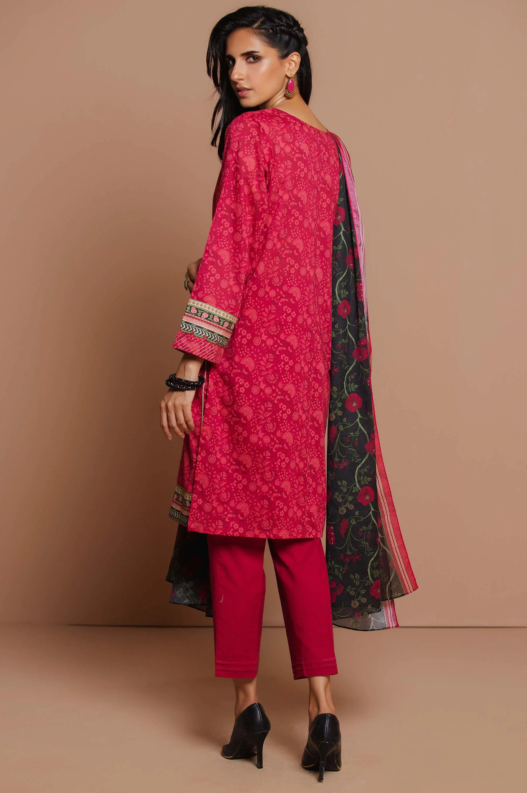 Stitched 3 Piece Embroidered Doria Lawn with Voile Slub Suit - Image 4