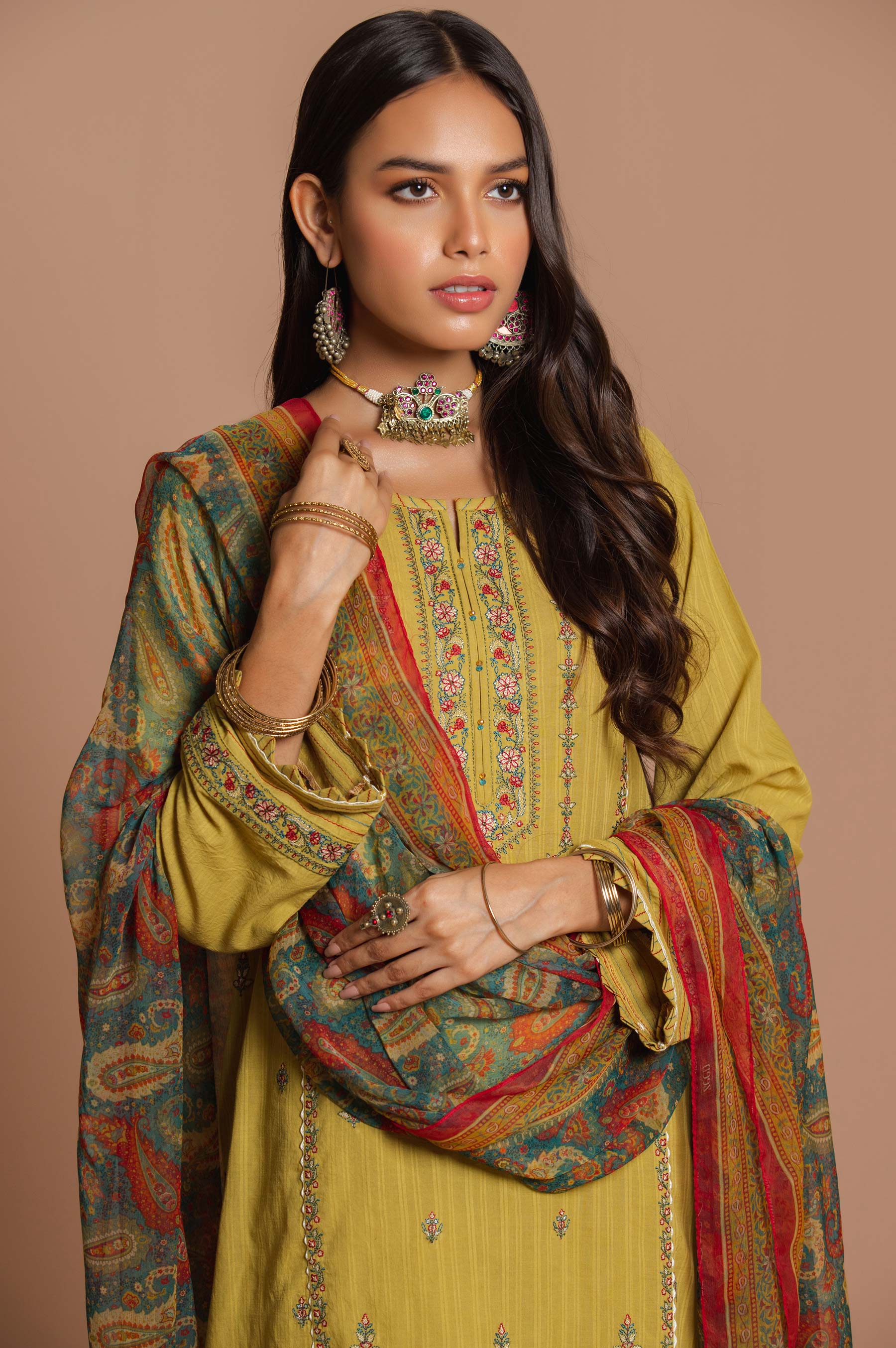 Stitched 3 Piece Doria Lawn Suit with Polyester Chiffon Dupatta - Image 4