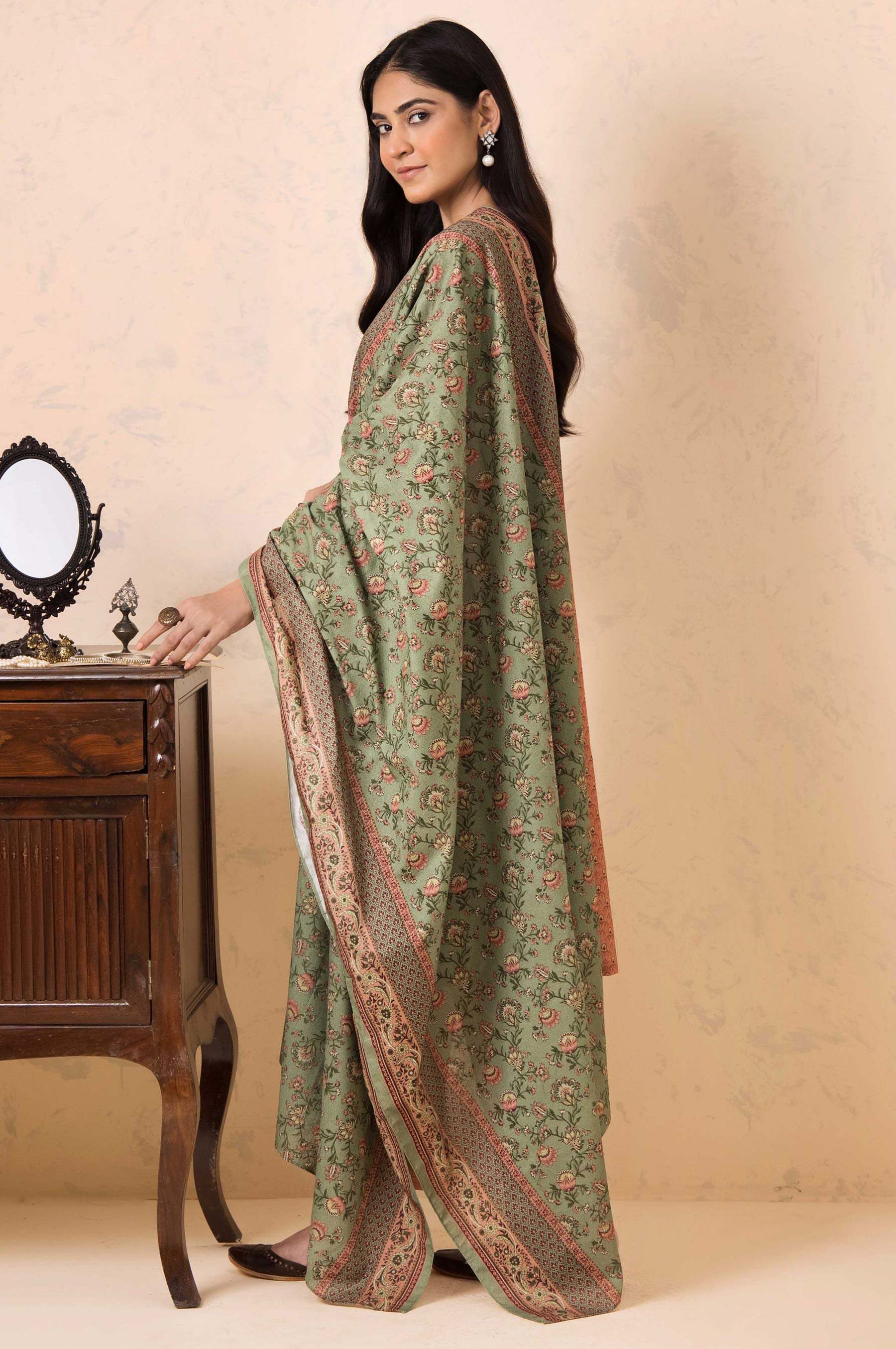Stitched 3 Piece Embroidered Karandi Suit - Image 6