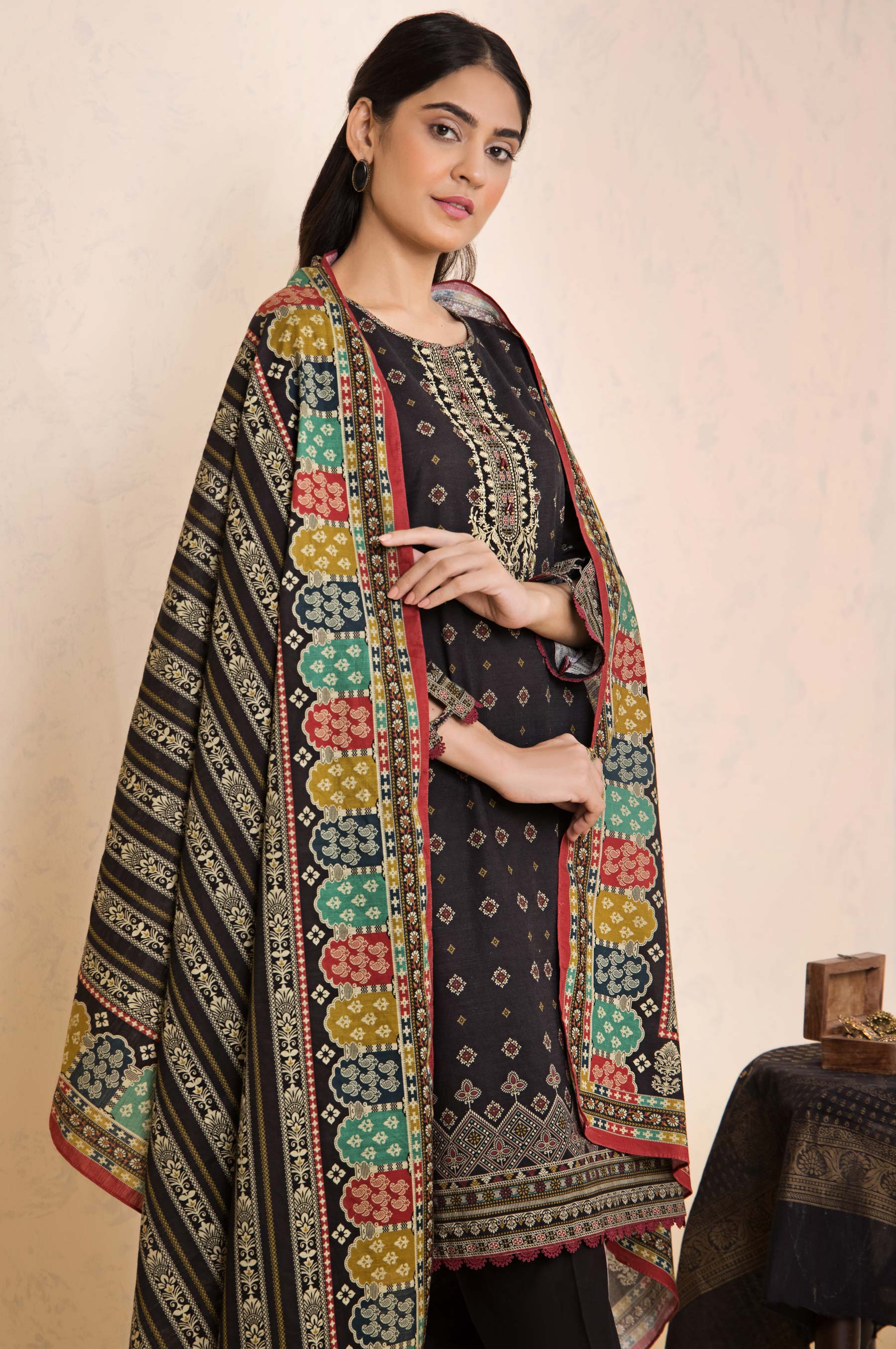 Stitched 3 Piece Embroidered Khaddar Suit - Image 2