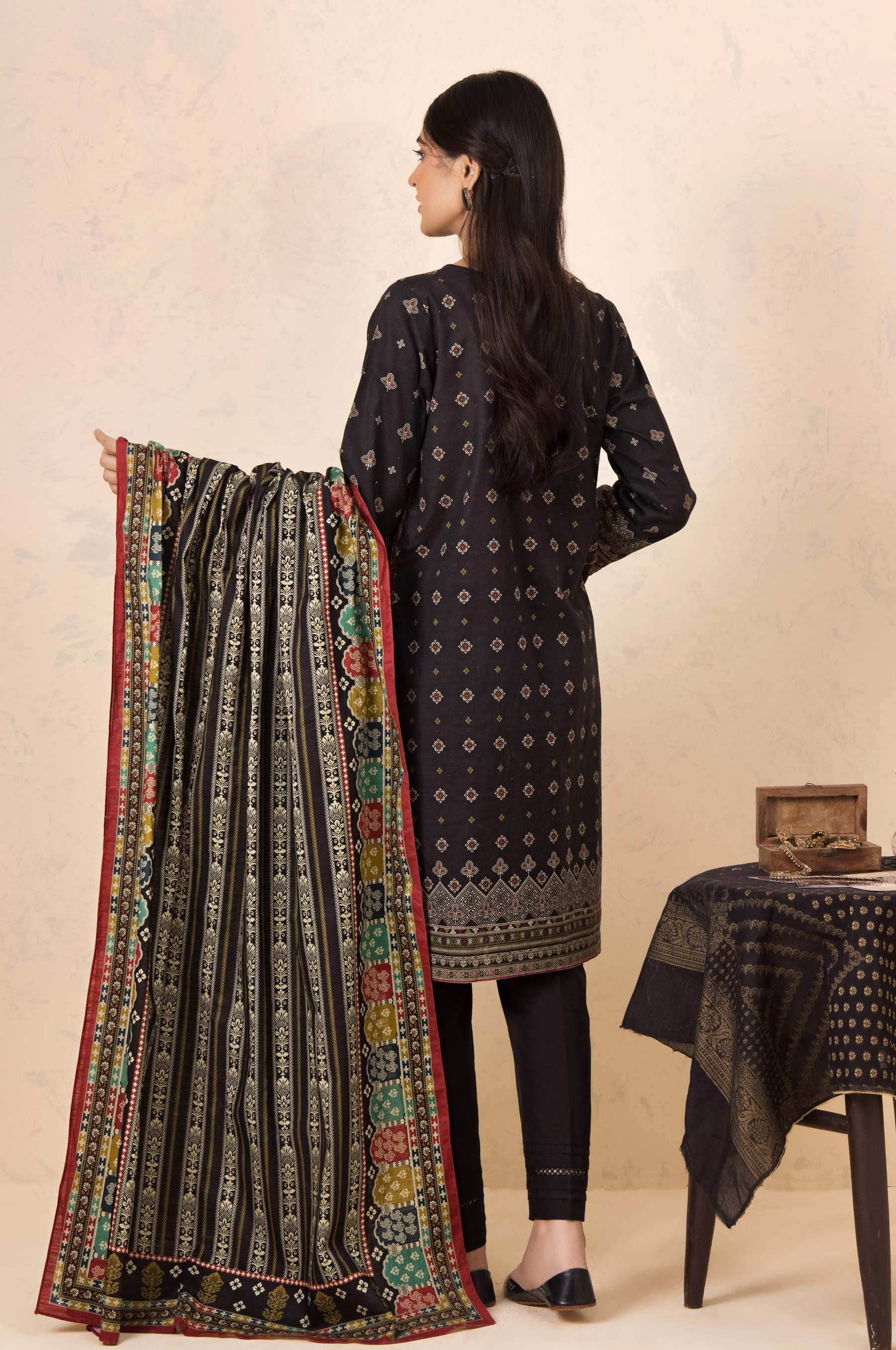Stitched 3 Piece Embroidered Khaddar Suit - Image 3