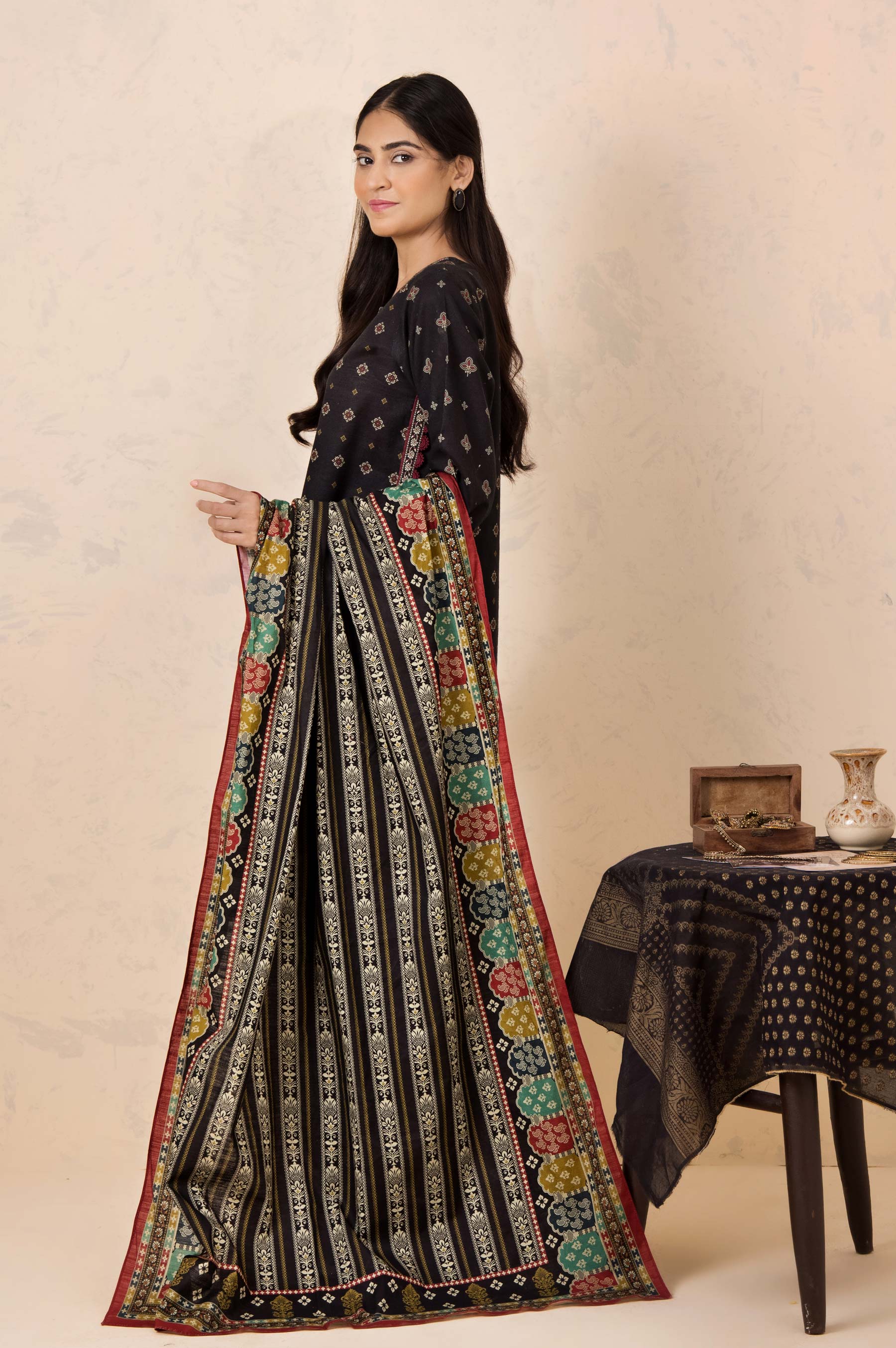Stitched 3 Piece Embroidered Khaddar Suit - Image 4
