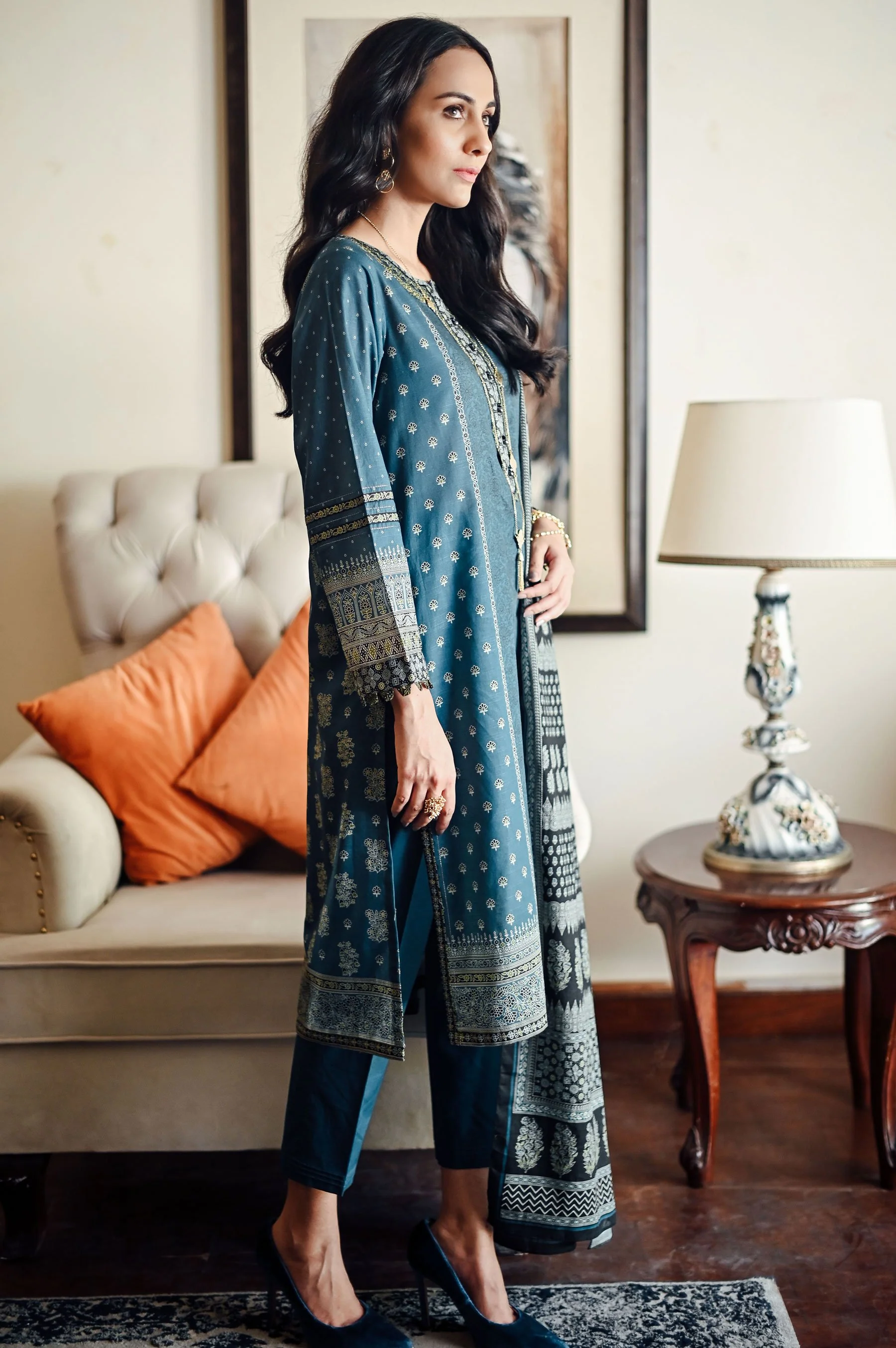 Stitched 3 Piece Embroidered Khaddar Suit - Image 2