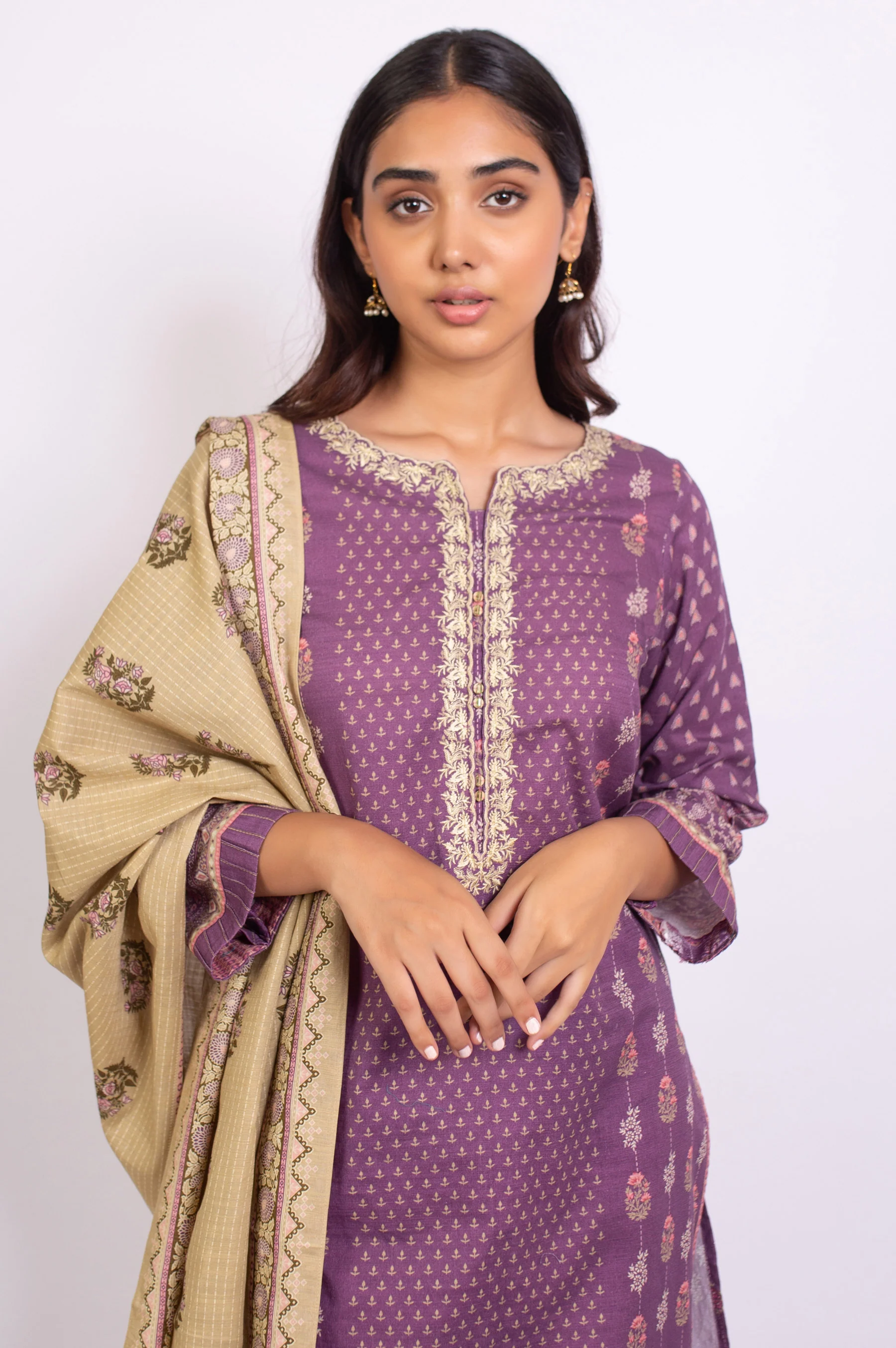 Stitched 3 Piece Embroidered Khaddar Suit - Image 2