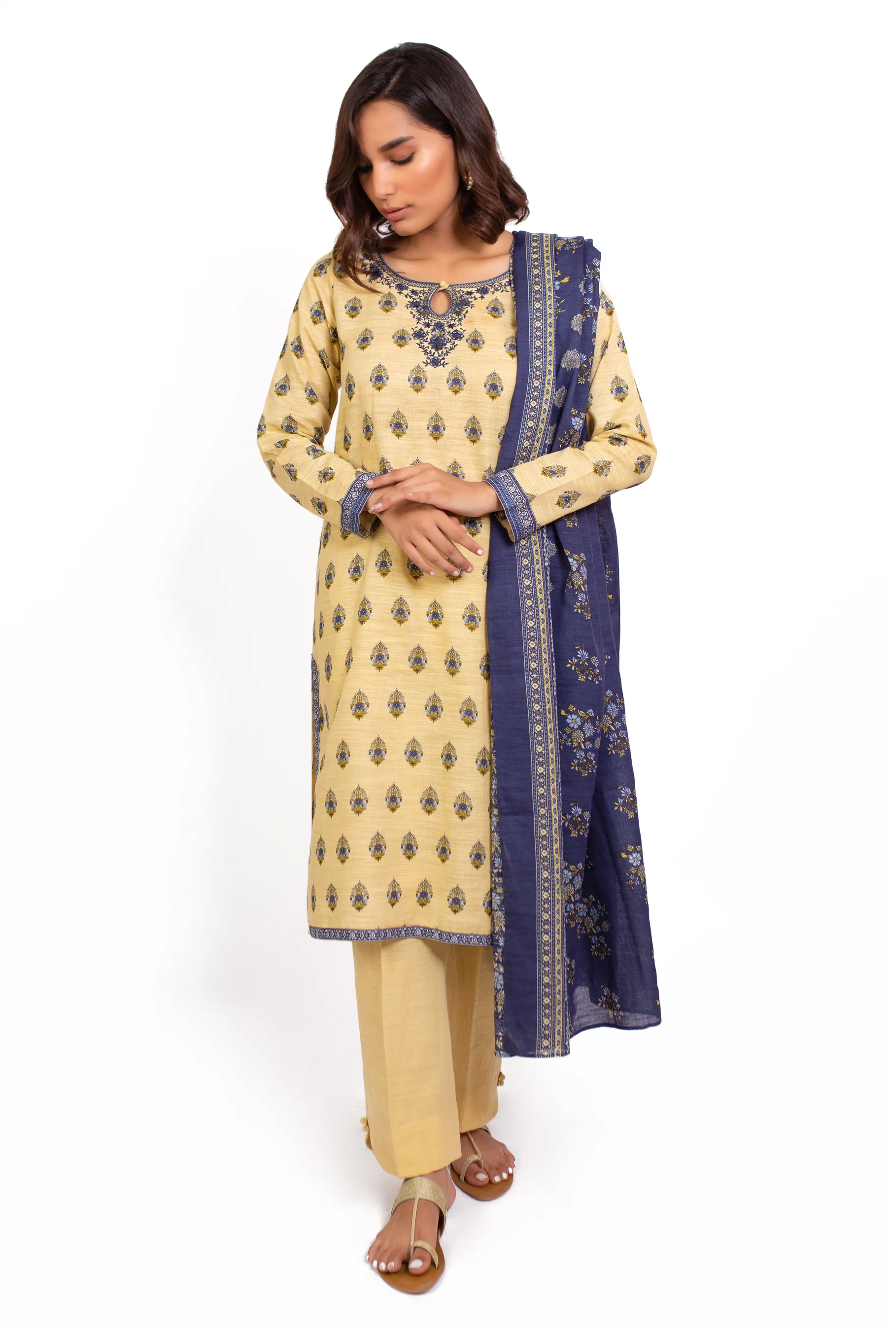 Stitched 3 Piece Embroidered Khaddar Suit - Image 2