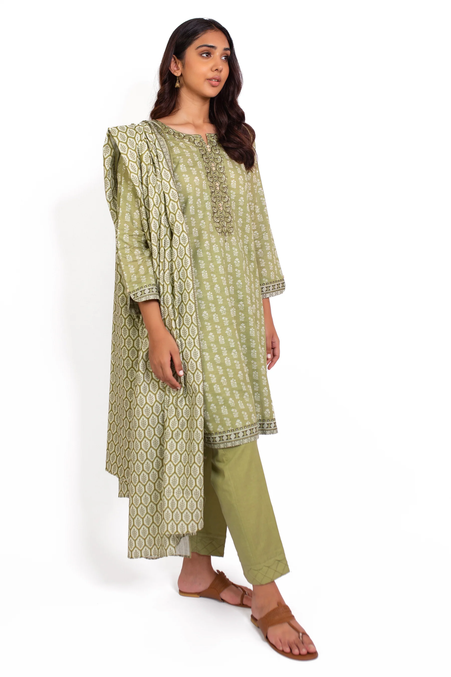 Stitched 3 Piece Embroidered Khaddar Suit - Image 2
