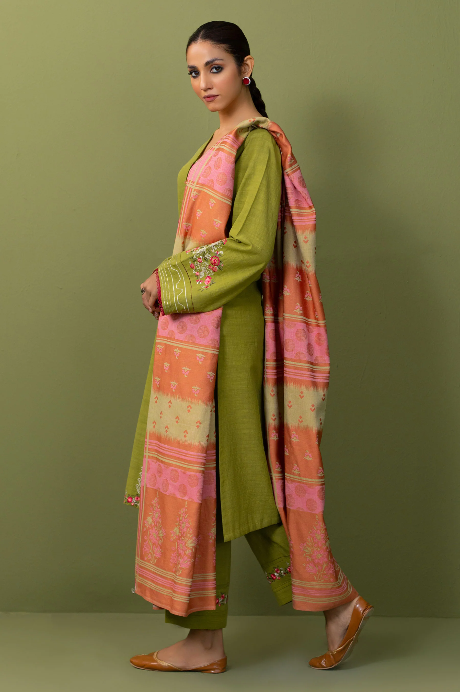 Stitched 3 Piece Embroidered Khaddar Suit - Image 3