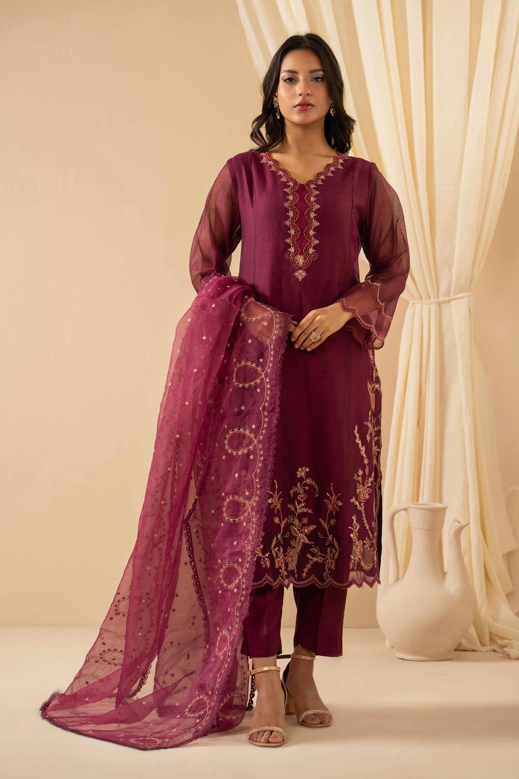 STITCHED EMBROIDERED KHADDI NET SUIT (FACTORY E-OUTLET)