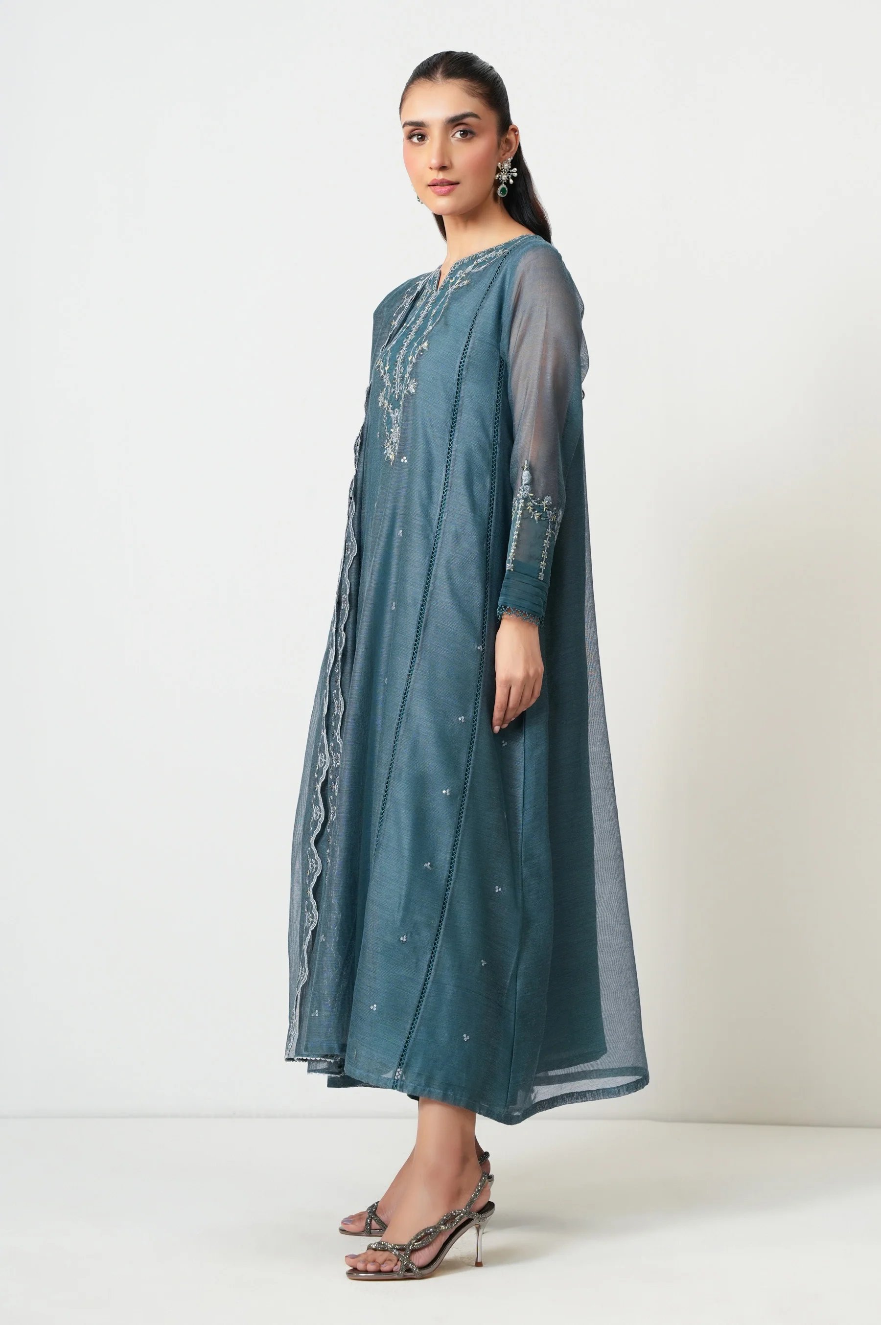 EMBROIDERED SUIT - Image 4